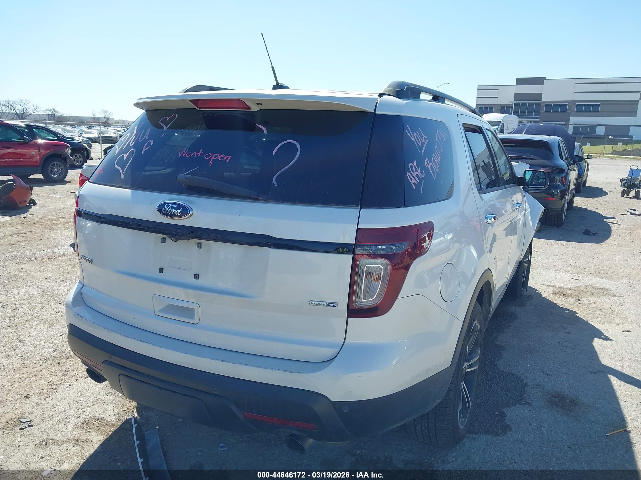 FORD EXPLORER image 4