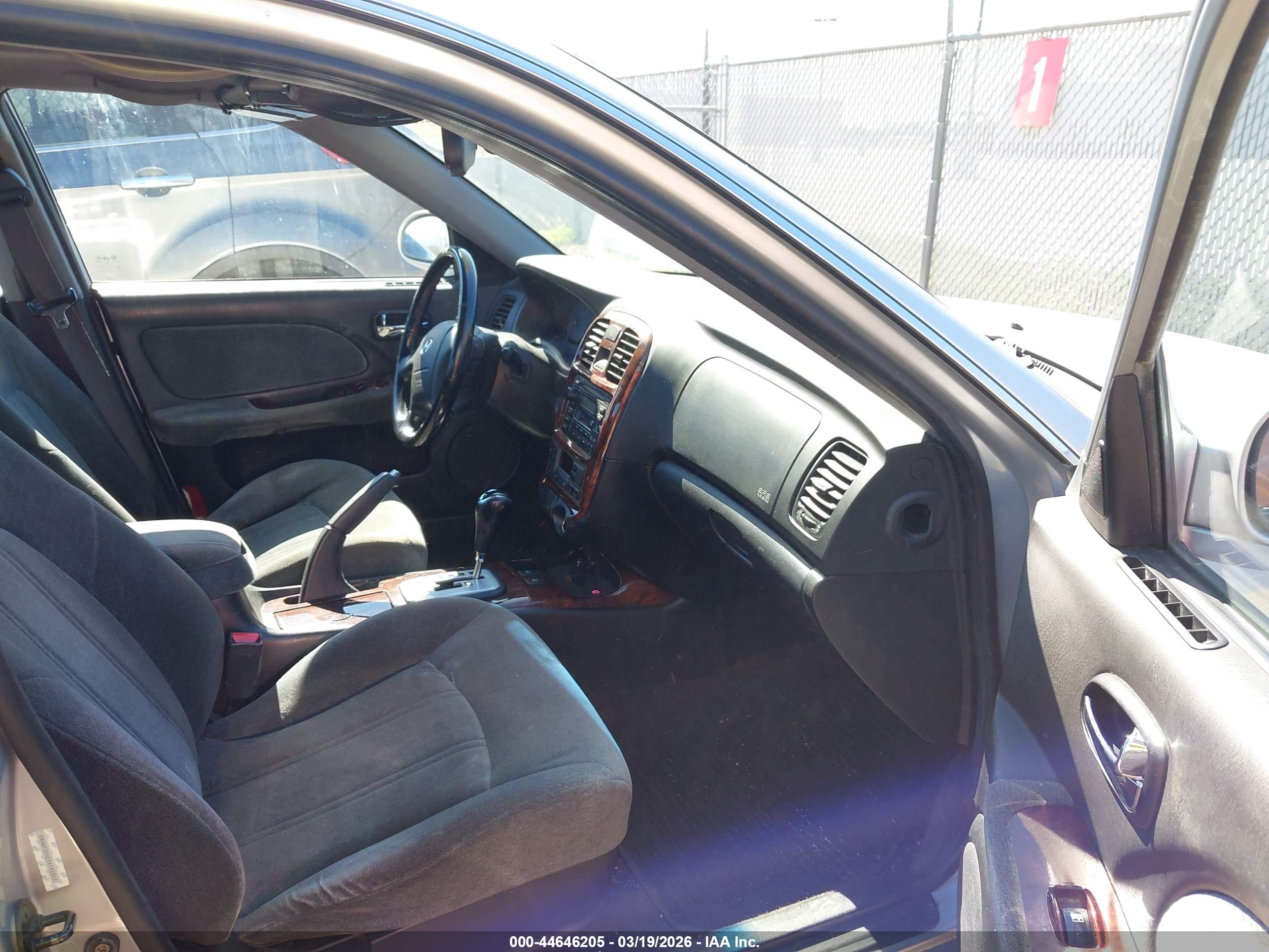 HYUNDAI SONATA image 5