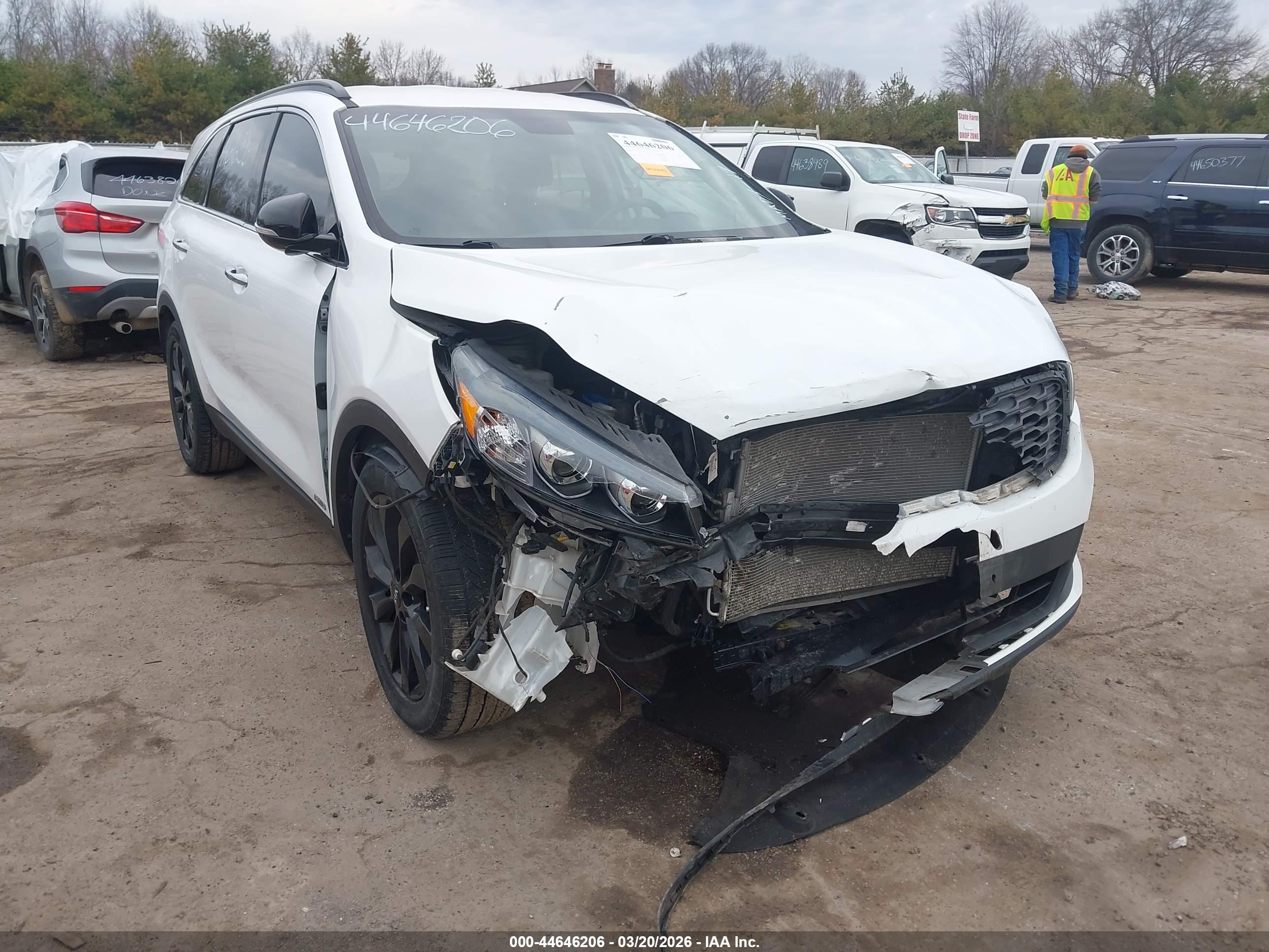 KIA SORENTO image 6