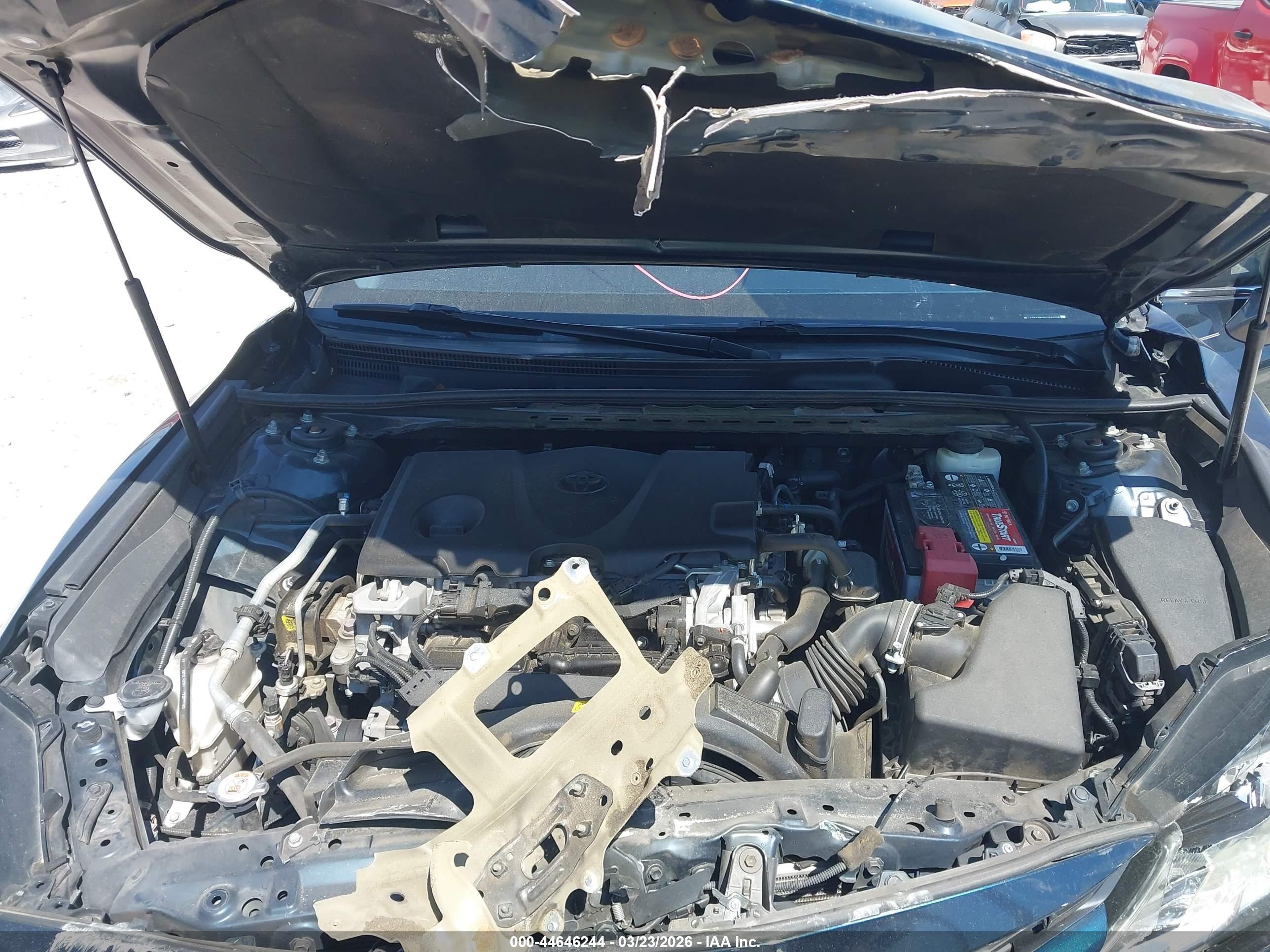 TOYOTA CAMRY image 10