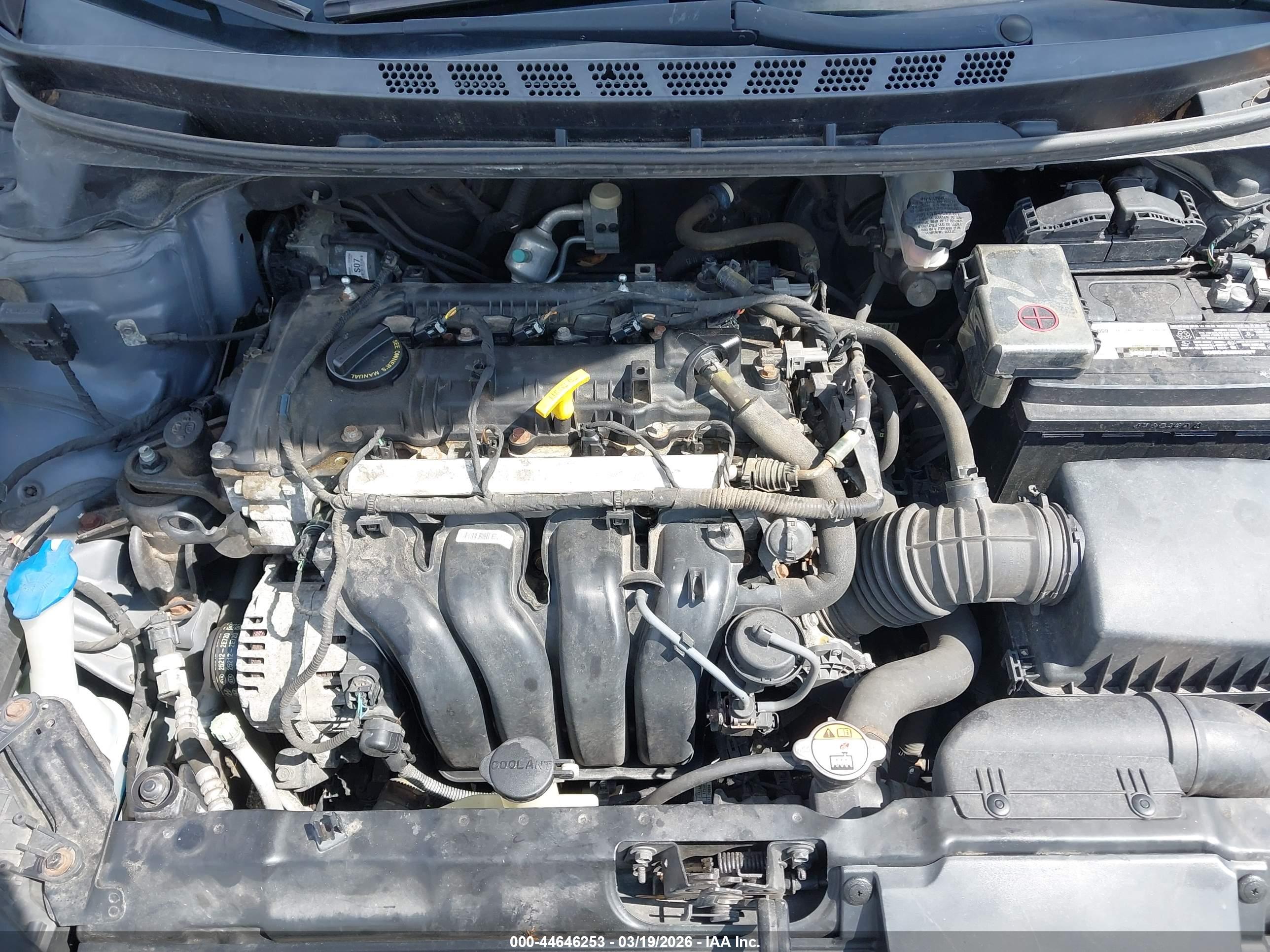 HYUNDAI ELANTRA image 10