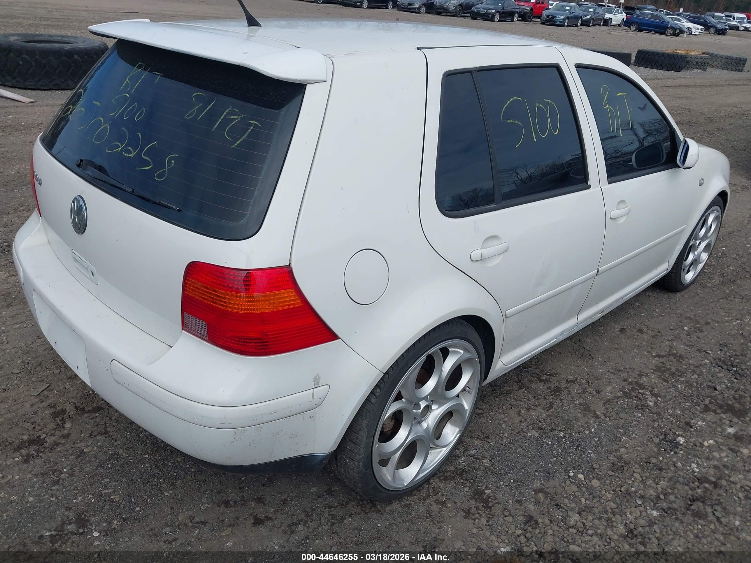VOLKSWAGEN GOLF image 4