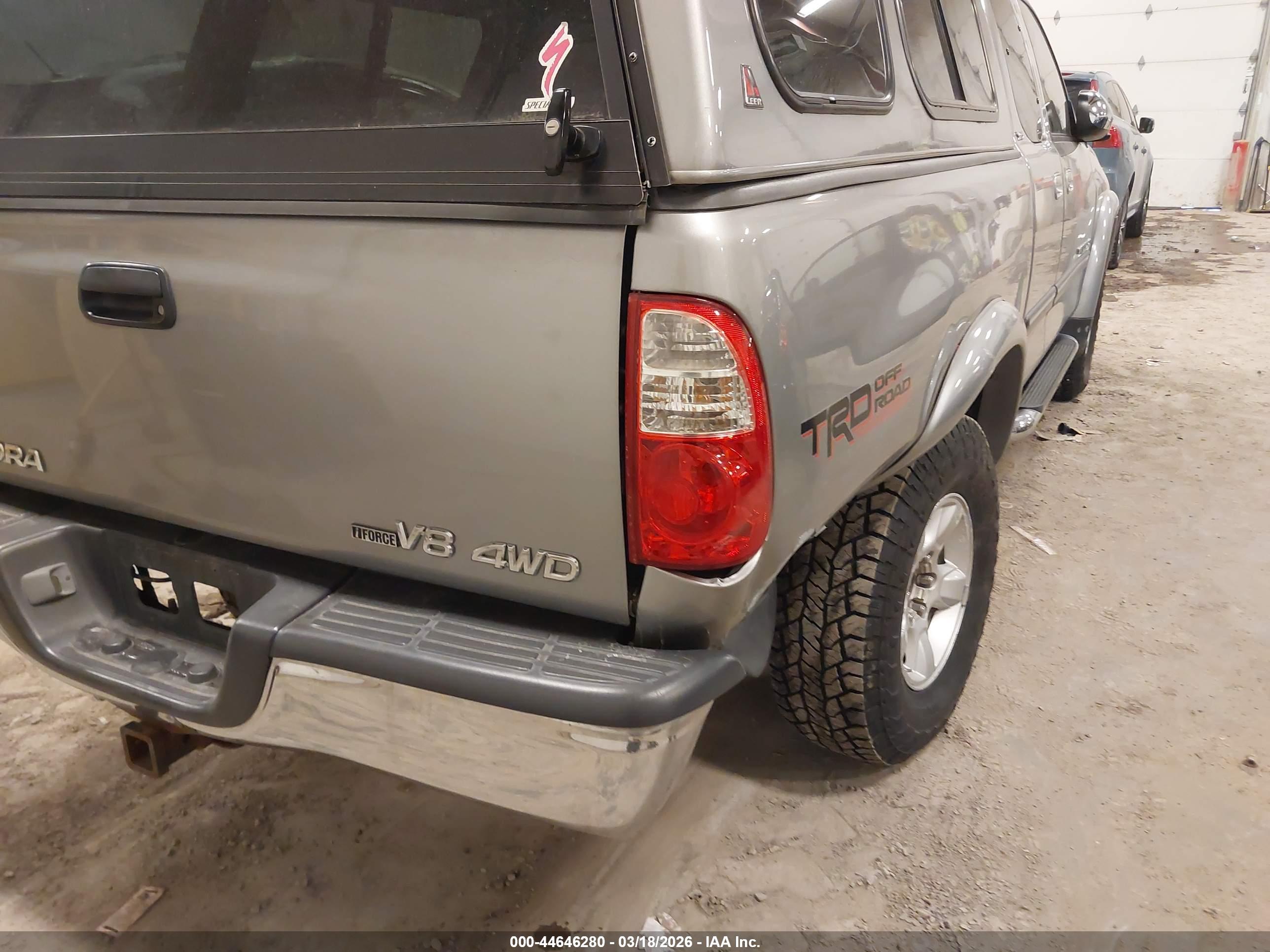 TOYOTA TUNDRA image 6
