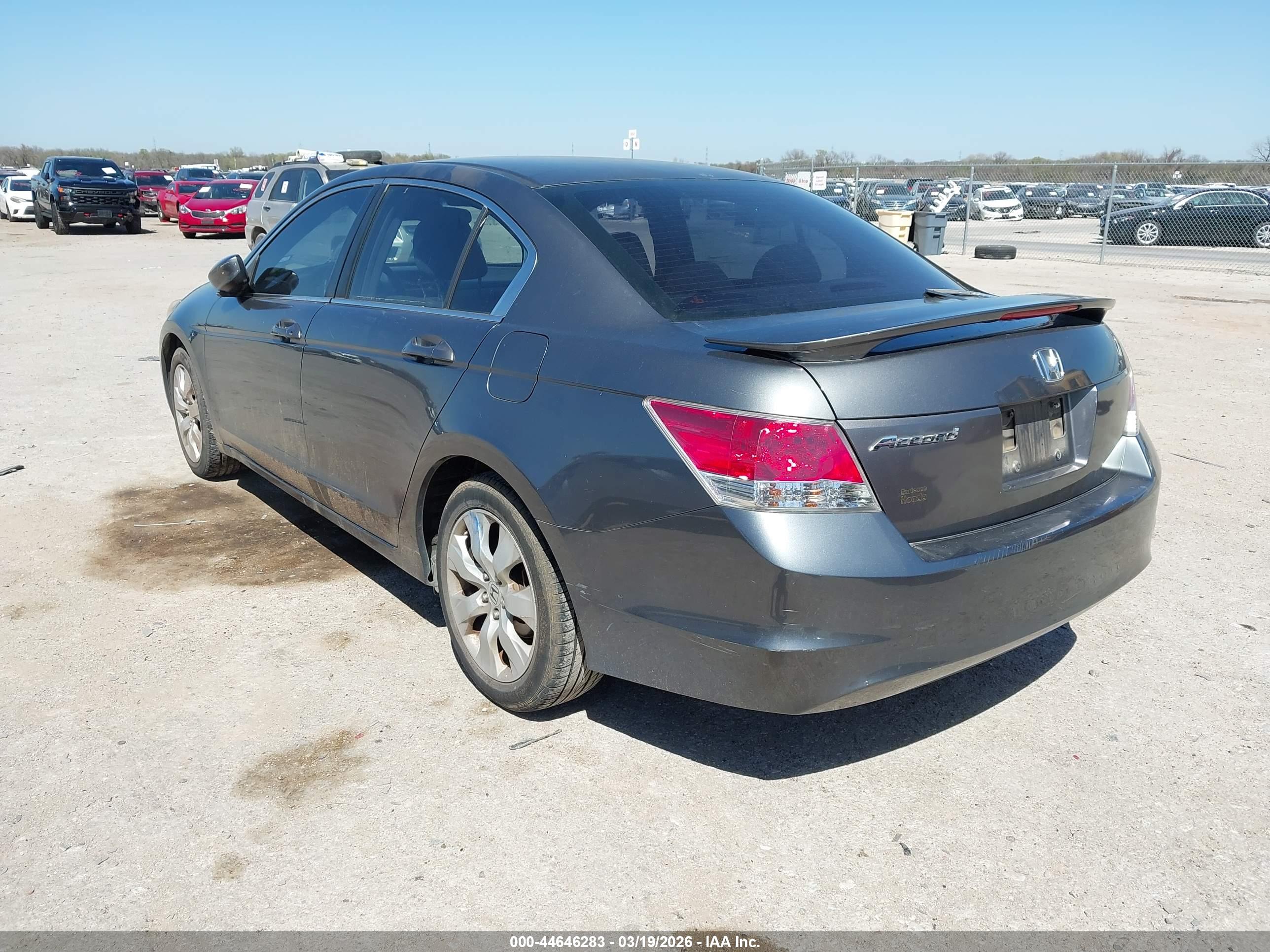 HONDA ACCORD image 3