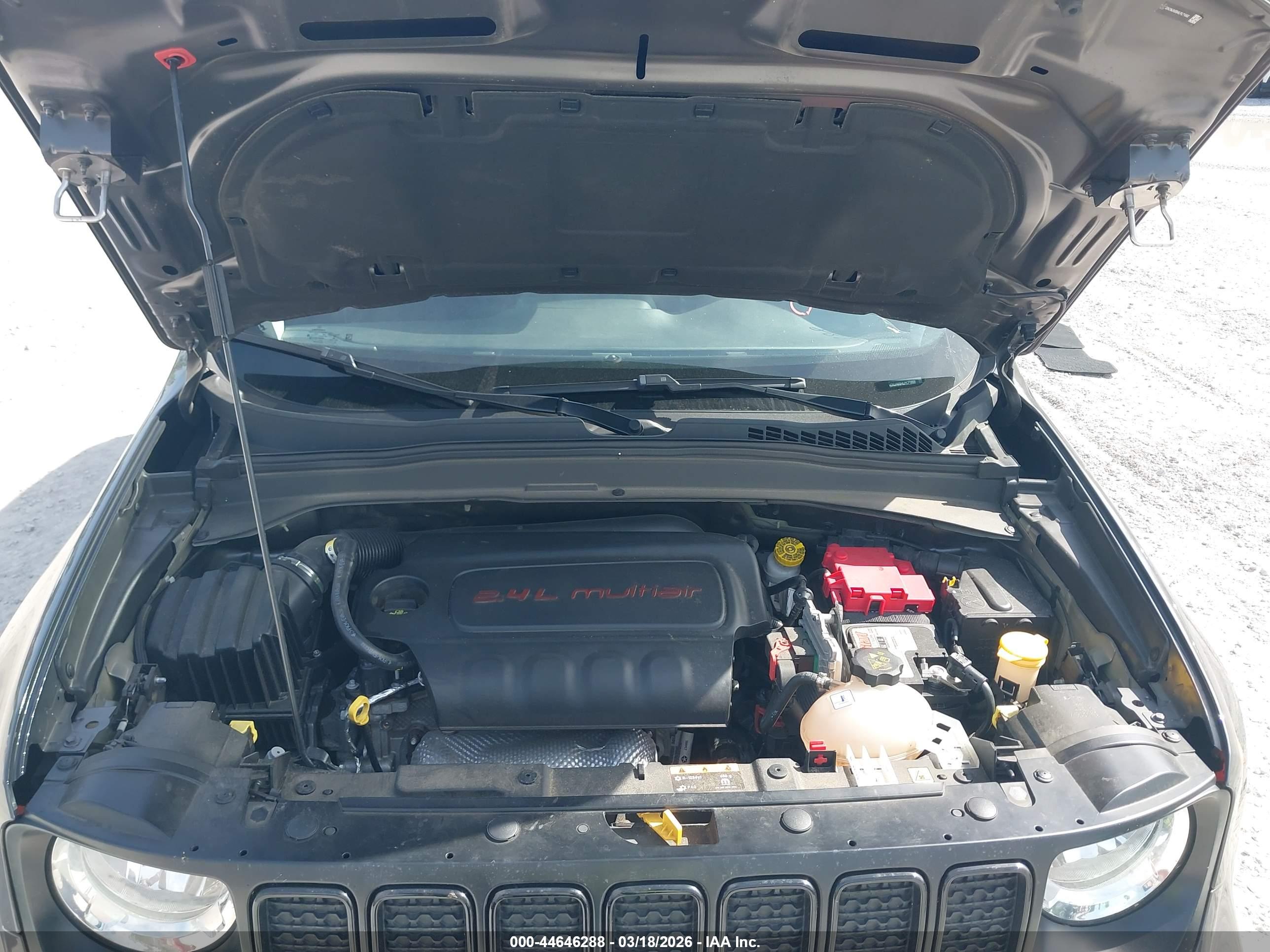 JEEP RENEGADE image 10