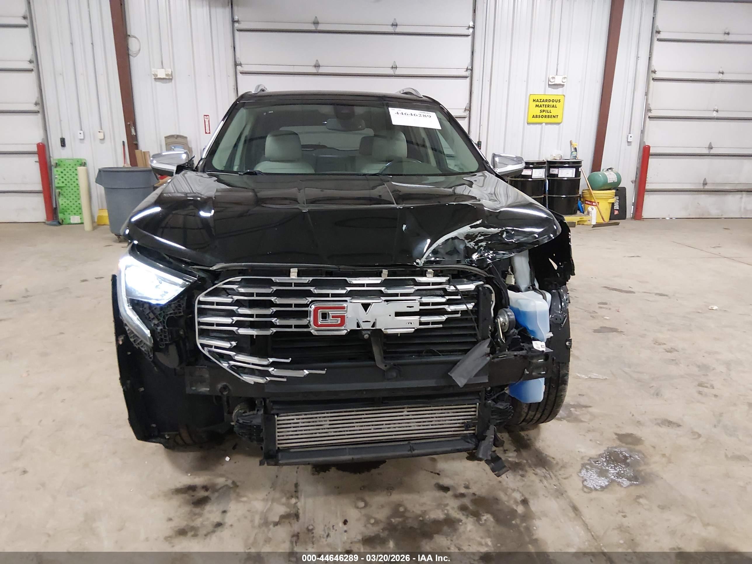 GMC TERRAIN image 6