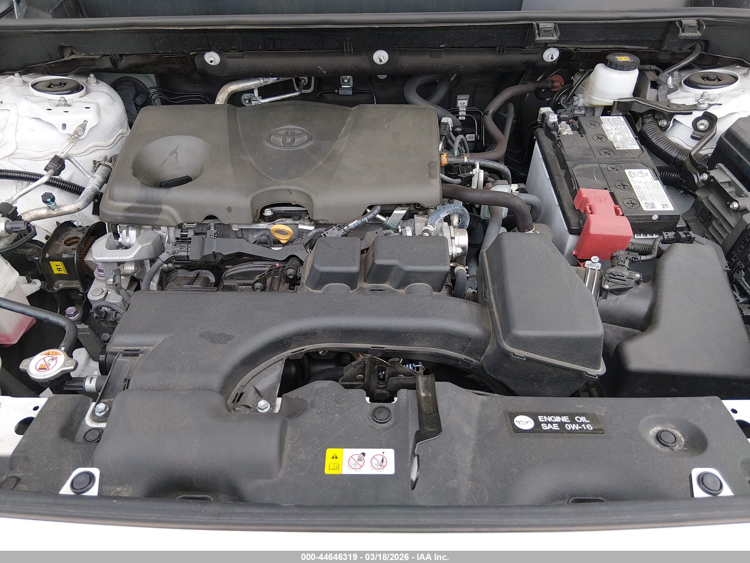 TOYOTA RAV4 image 10
