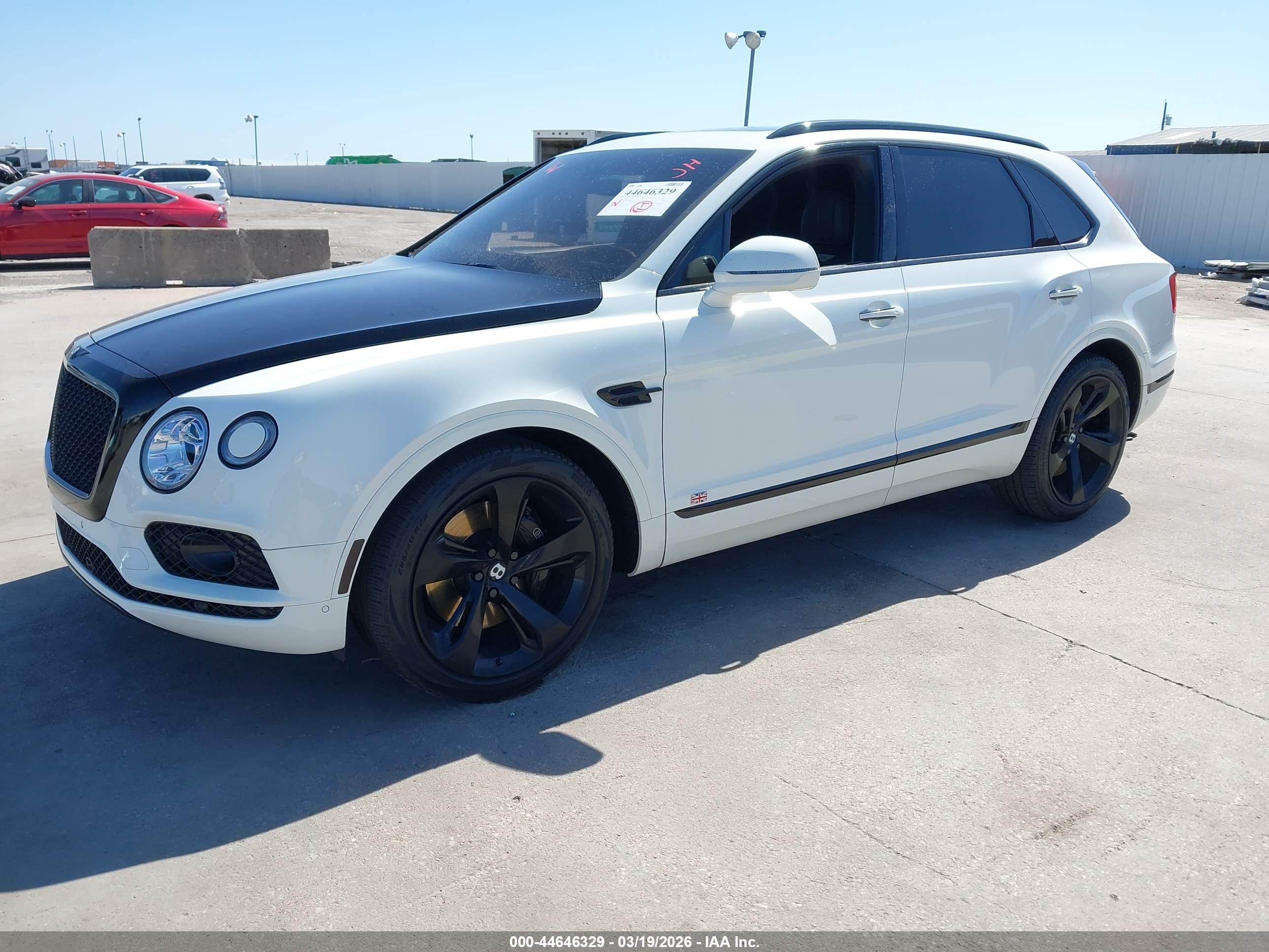 BENTLEY BENTAYGA image 2