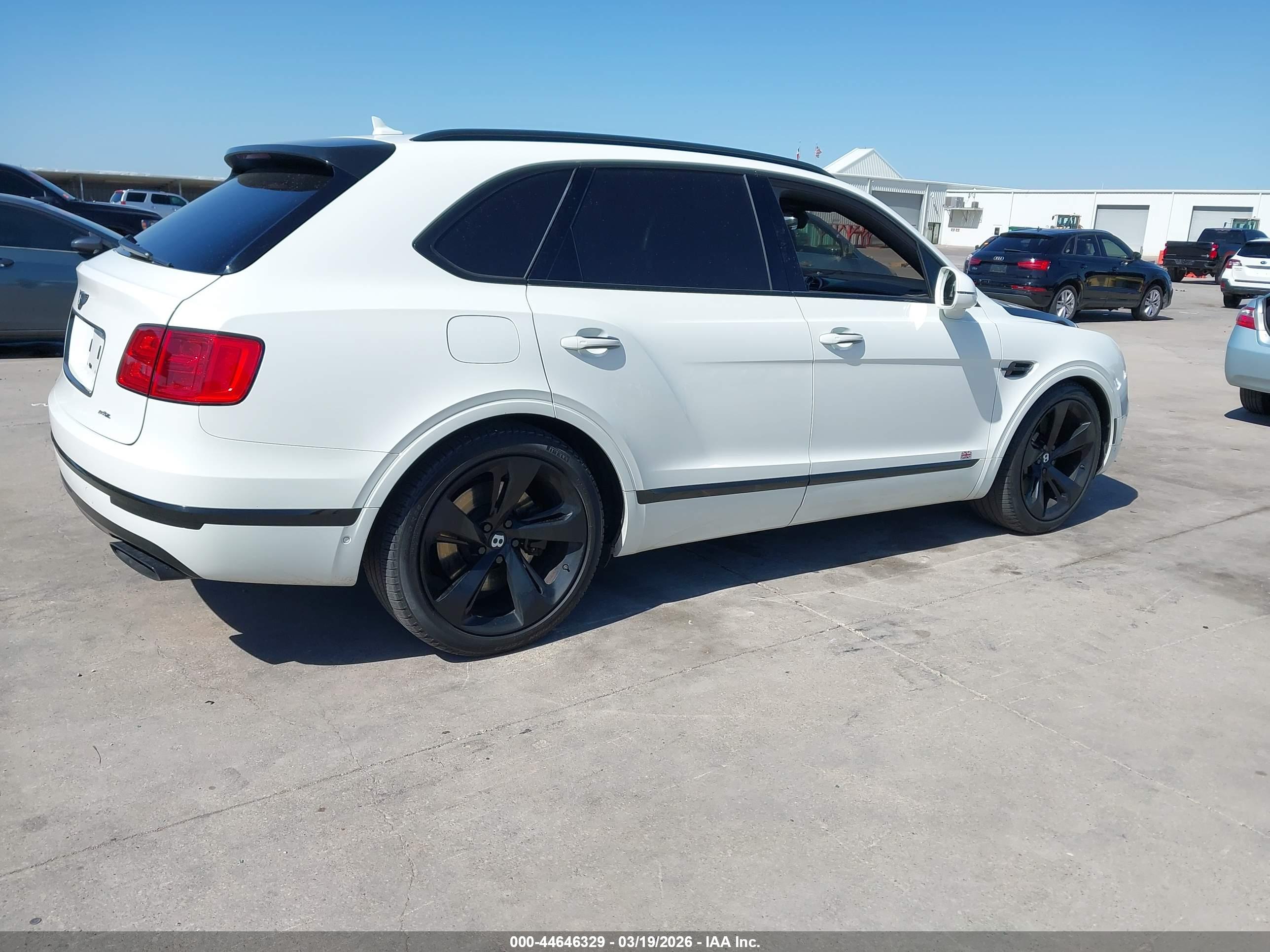 BENTLEY BENTAYGA image 4
