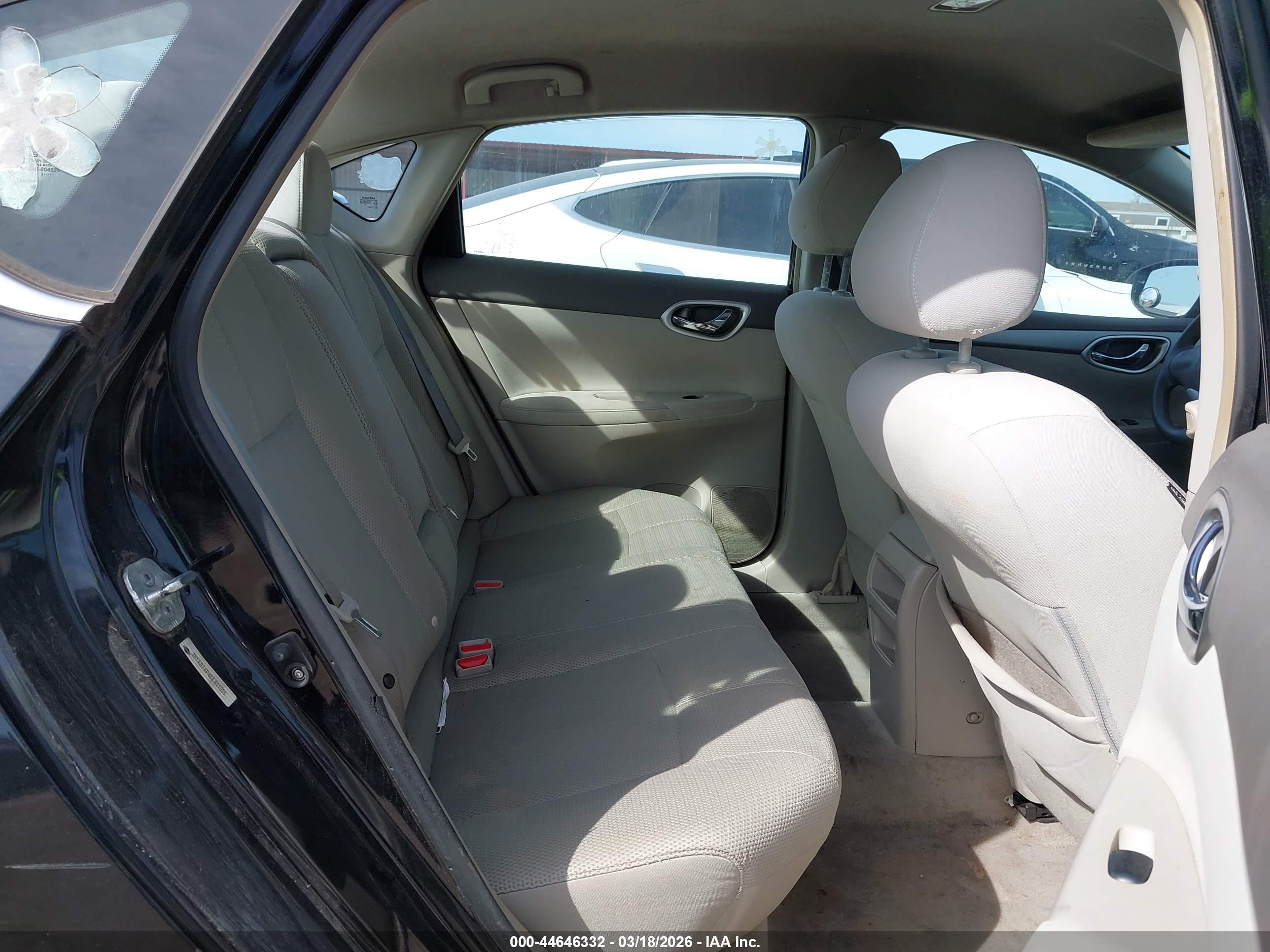 NISSAN SENTRA image 8