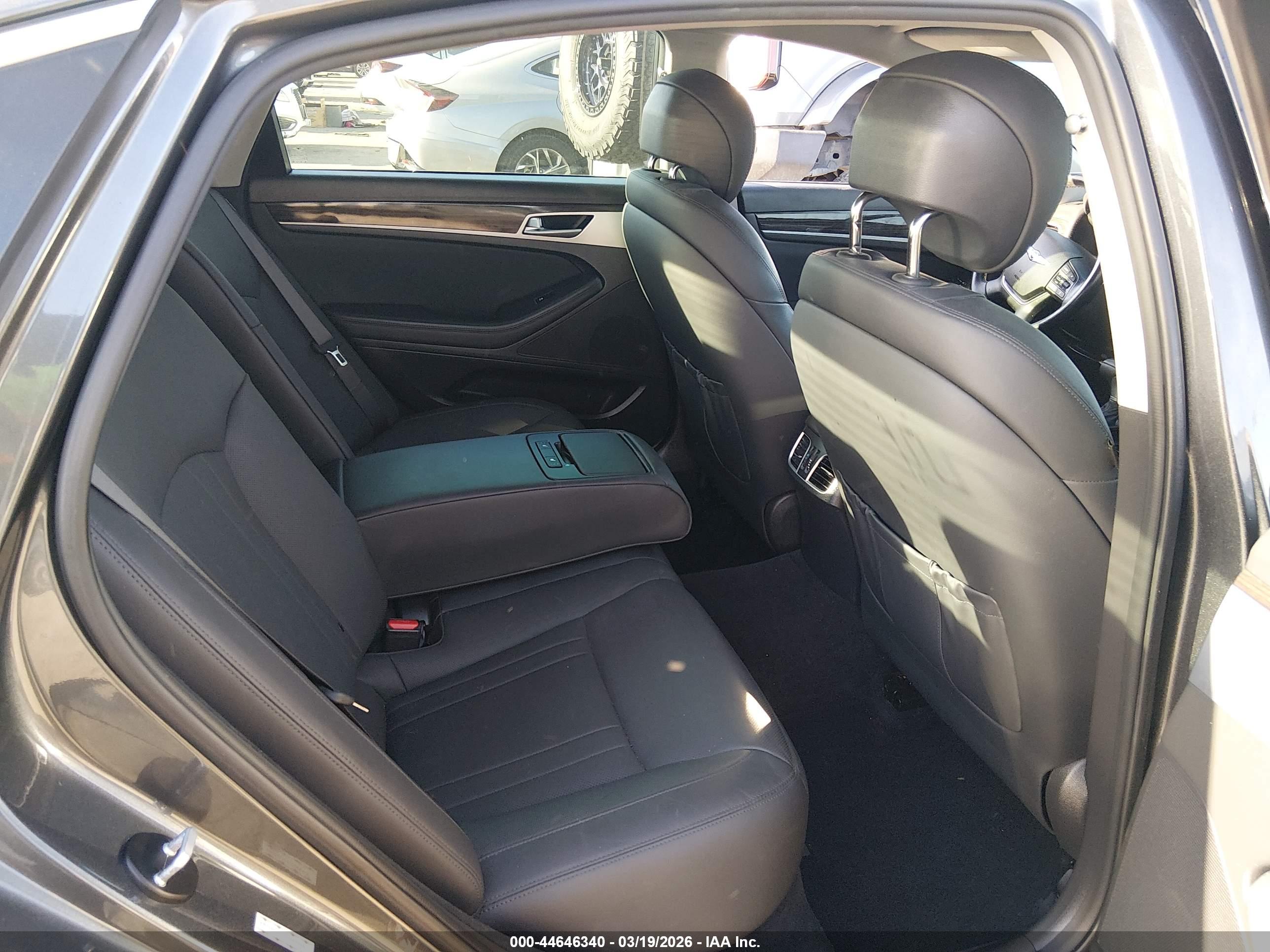 GENESIS G80 image 8