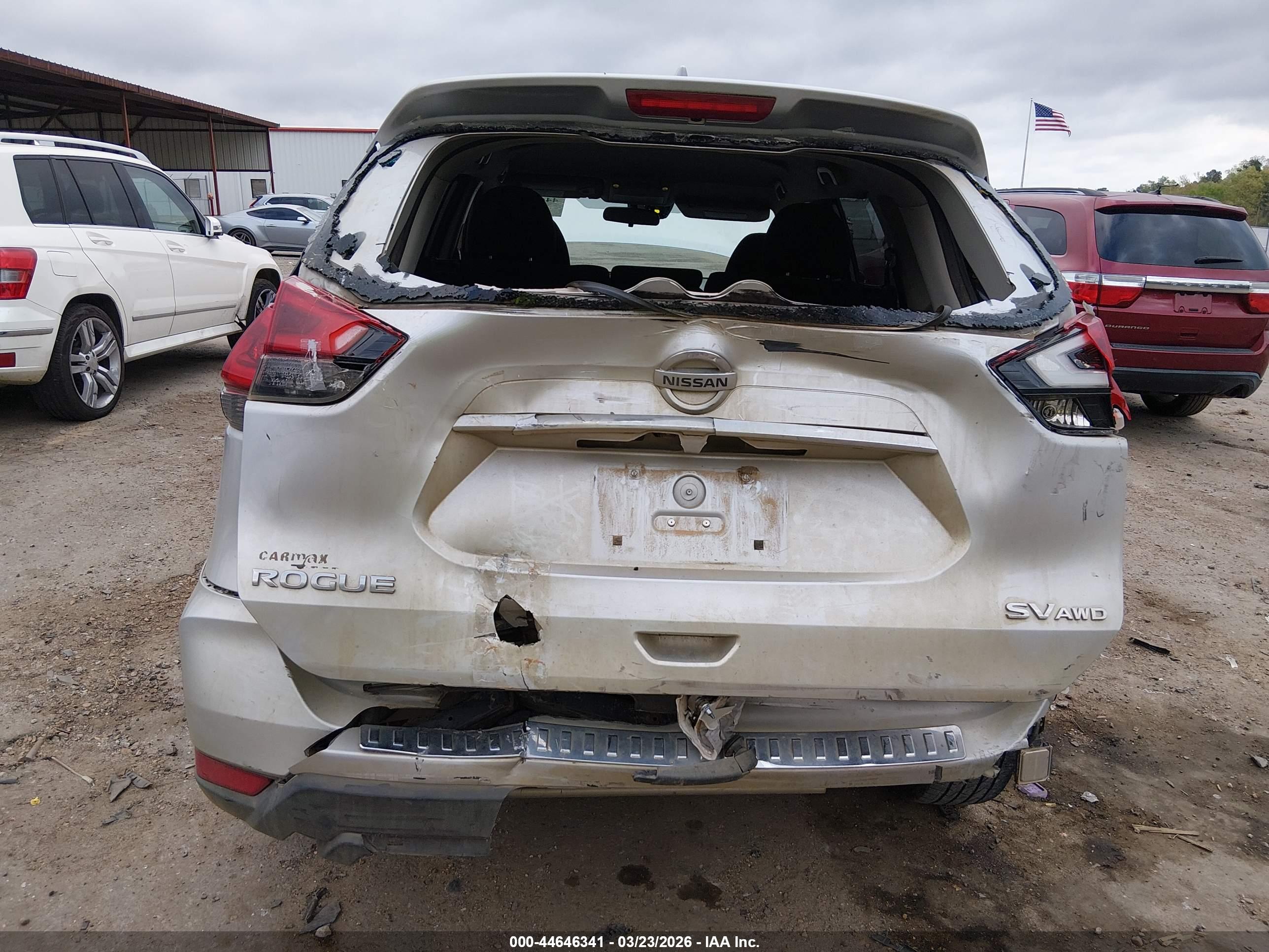 NISSAN ROGUE image 6
