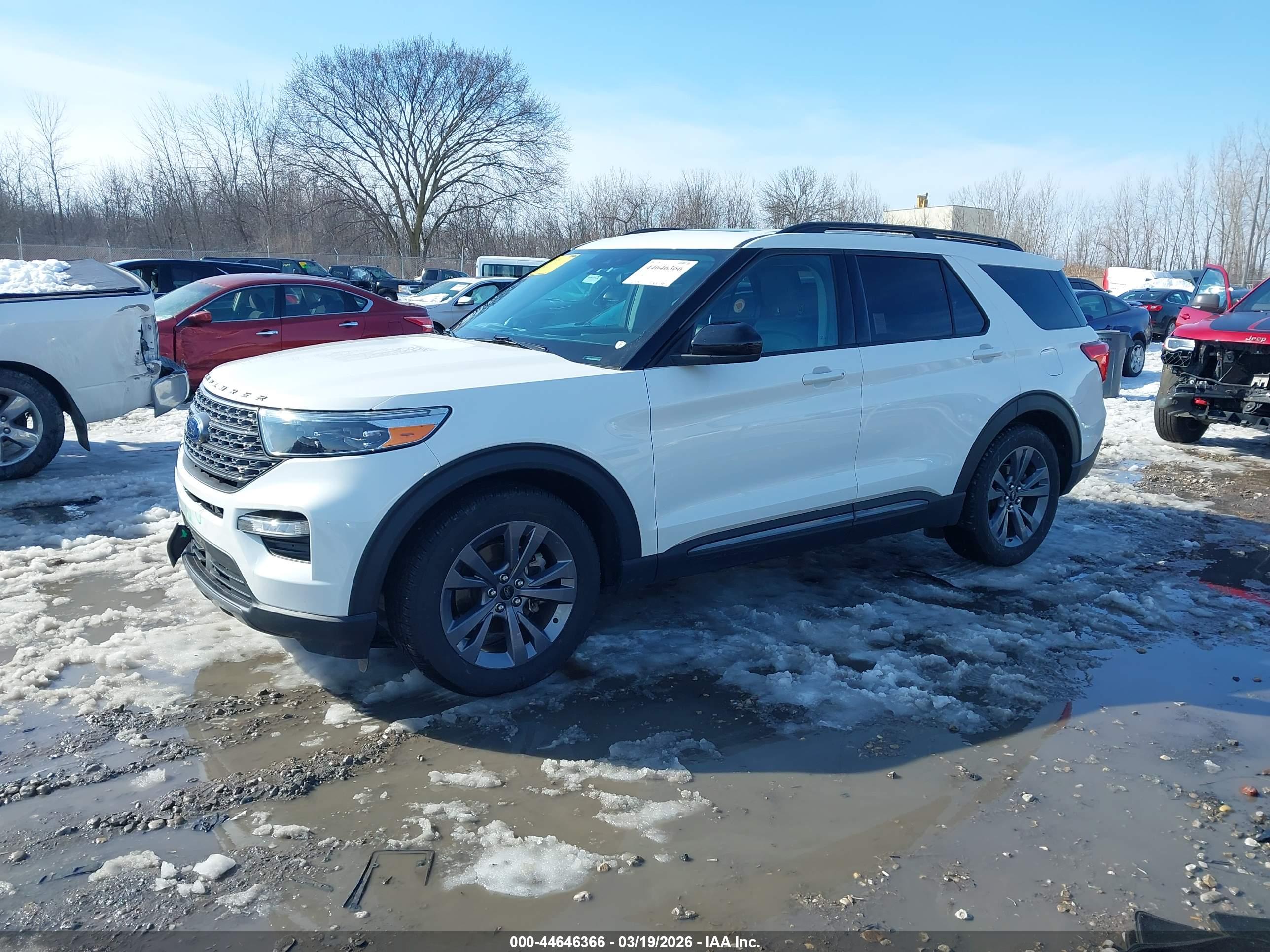 FORD EXPLORER image 2