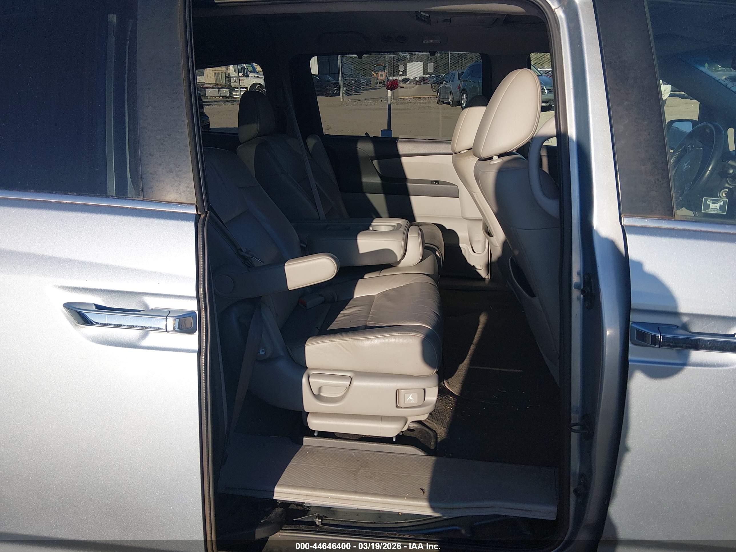 HONDA ODYSSEY image 8