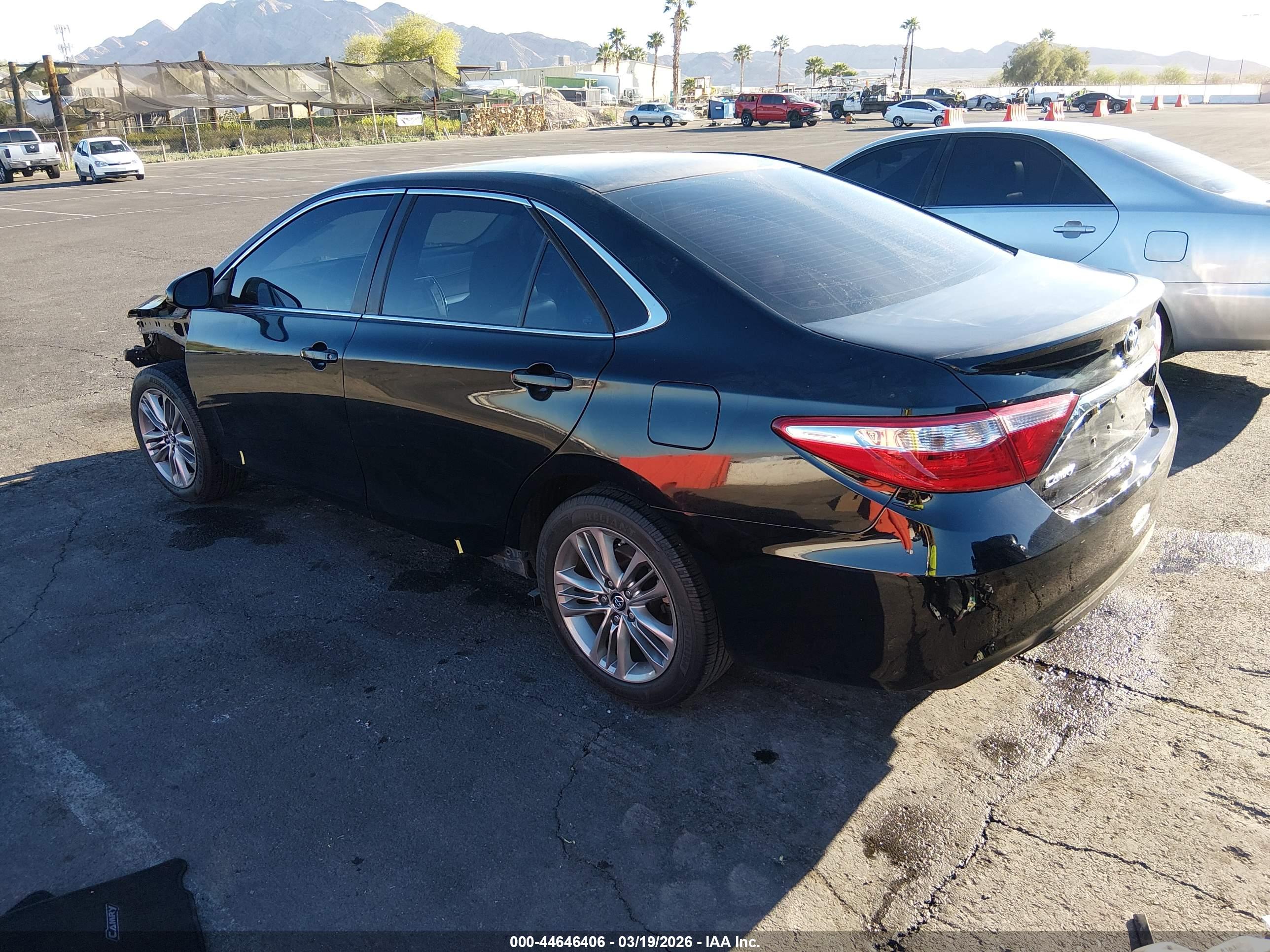 TOYOTA CAMRY image 3
