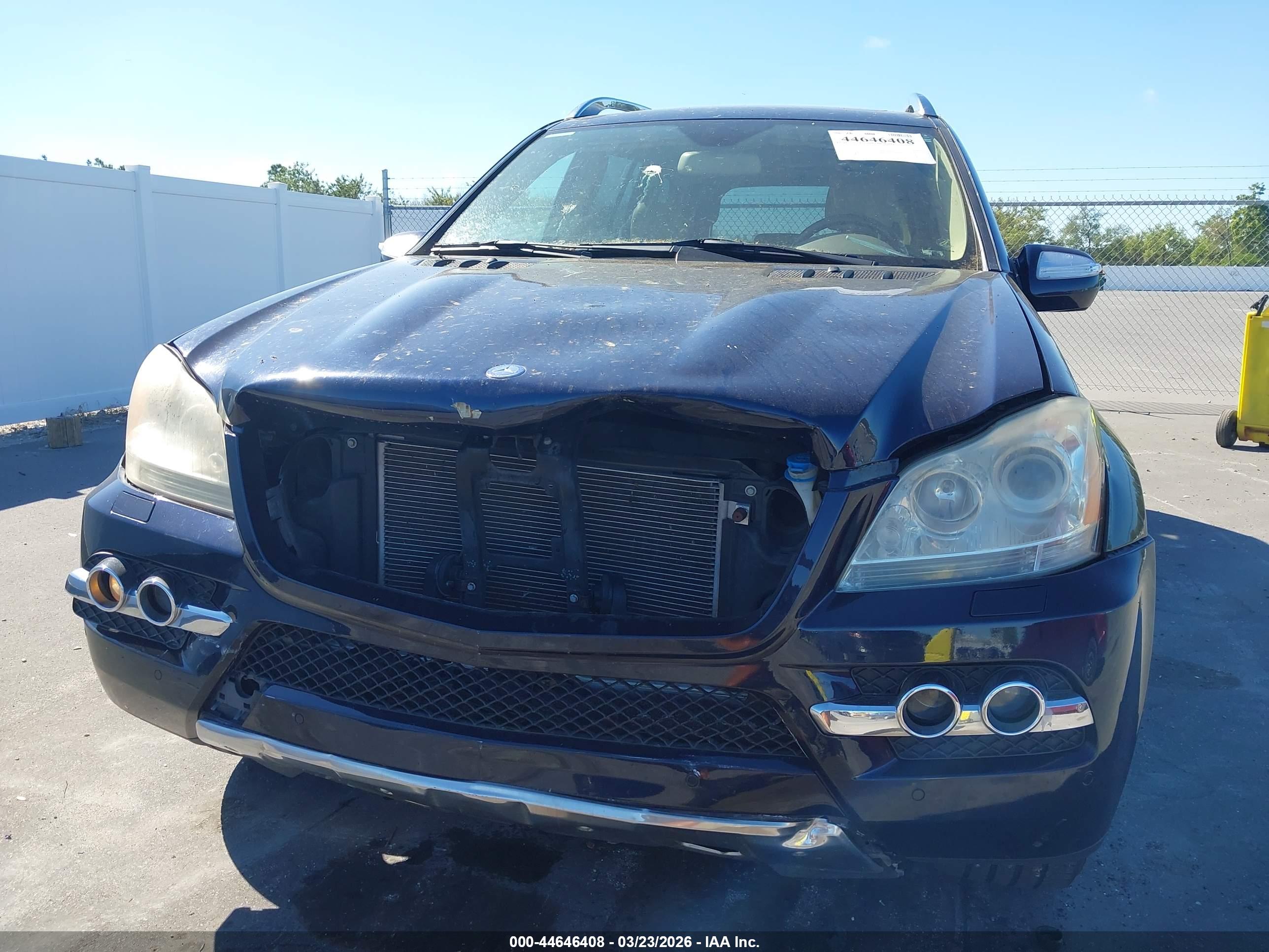 MERCEDES-BENZ GL image 6