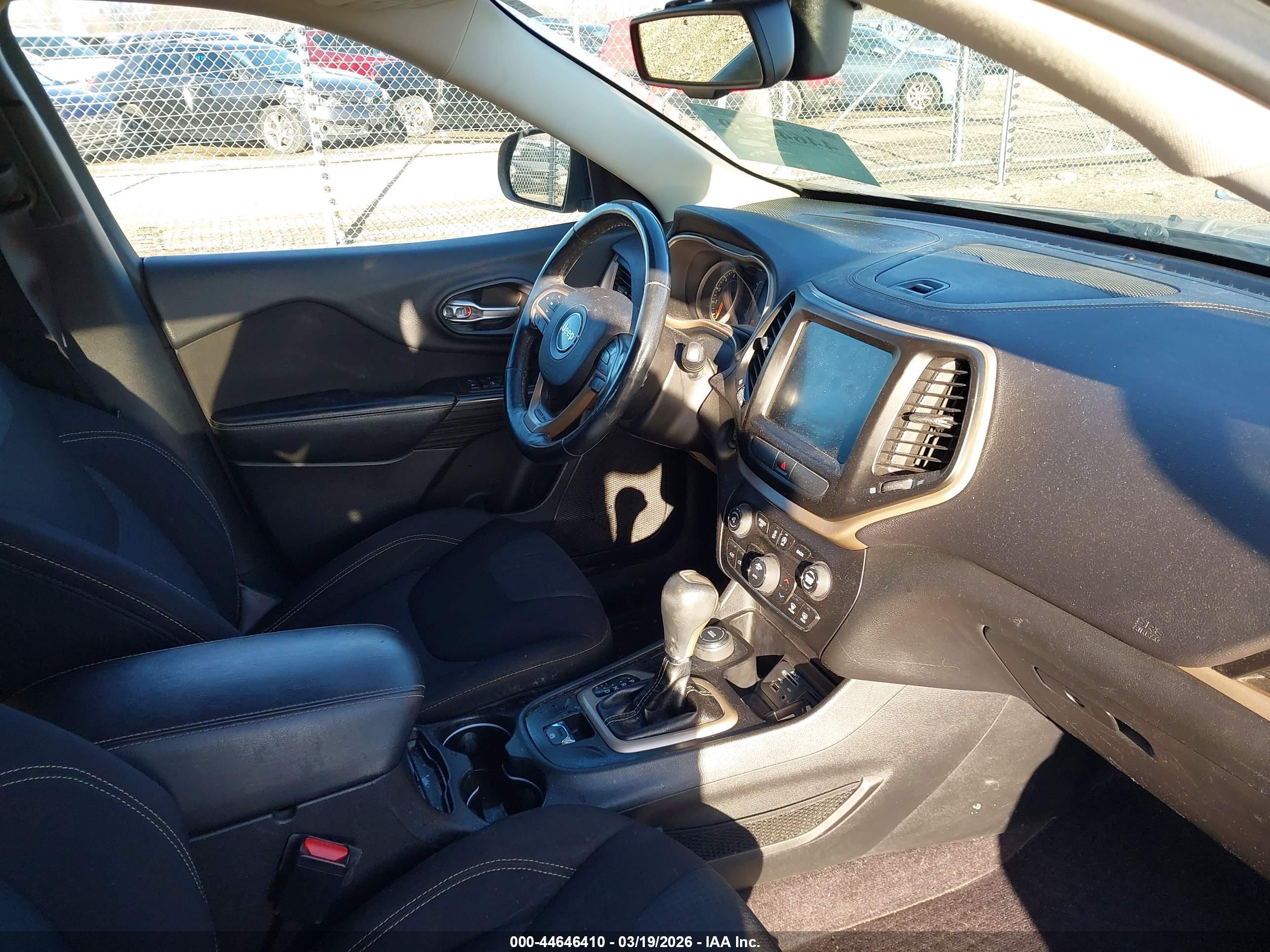 JEEP CHEROKEE image 5