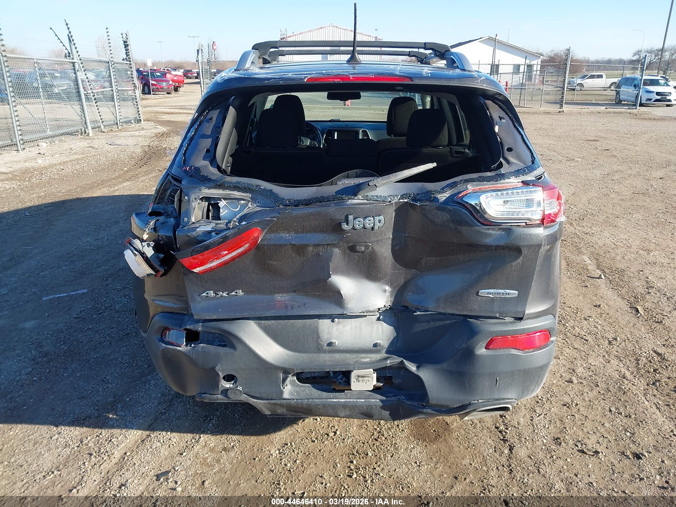 JEEP CHEROKEE image 6