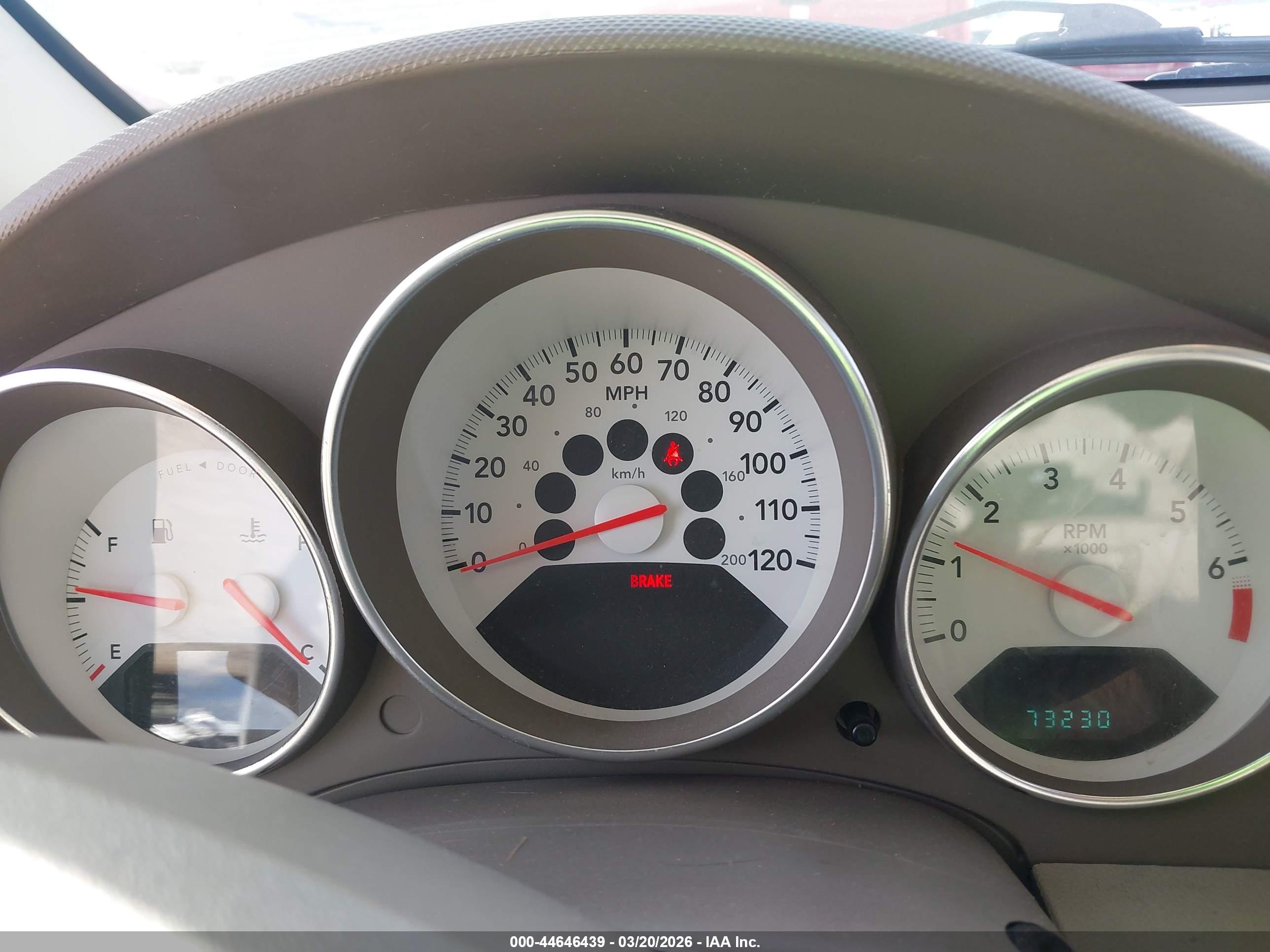 DODGE CALIBER image 7