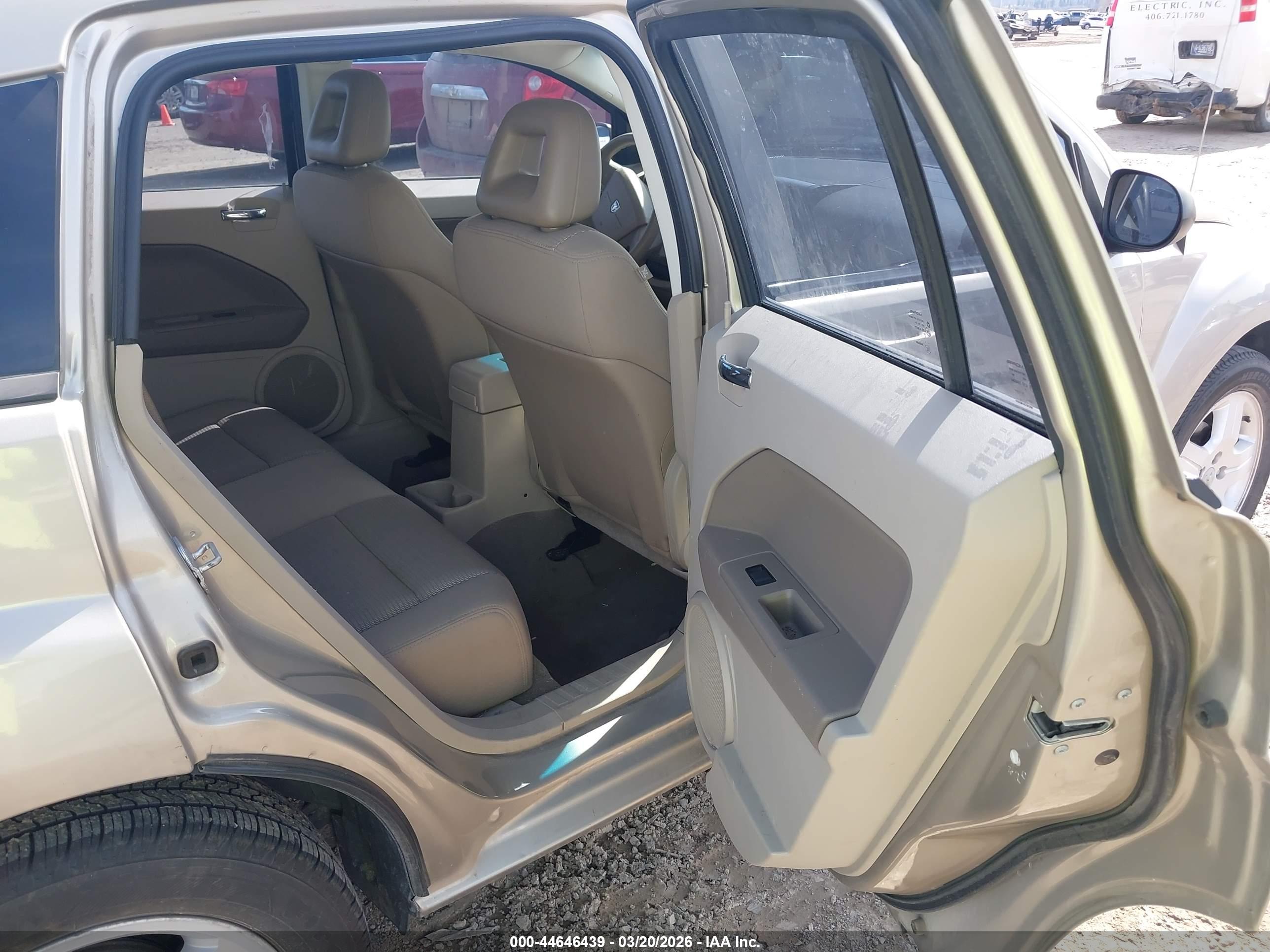 DODGE CALIBER image 8