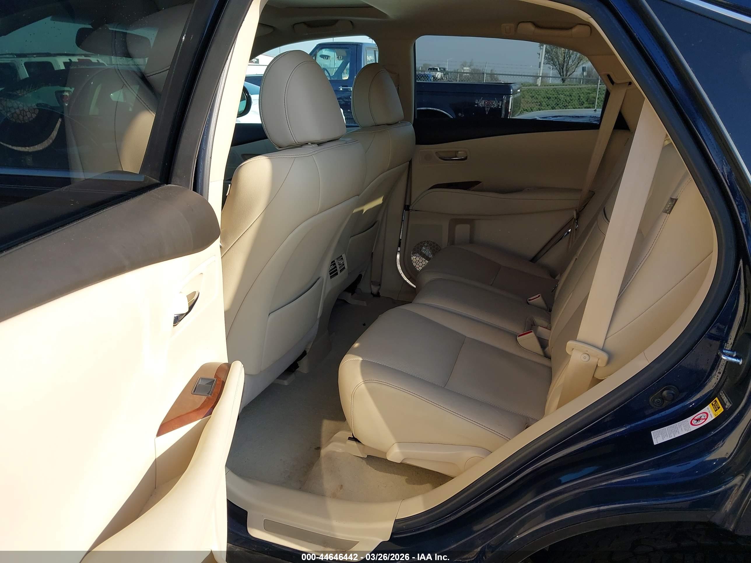 LEXUS RX image 8