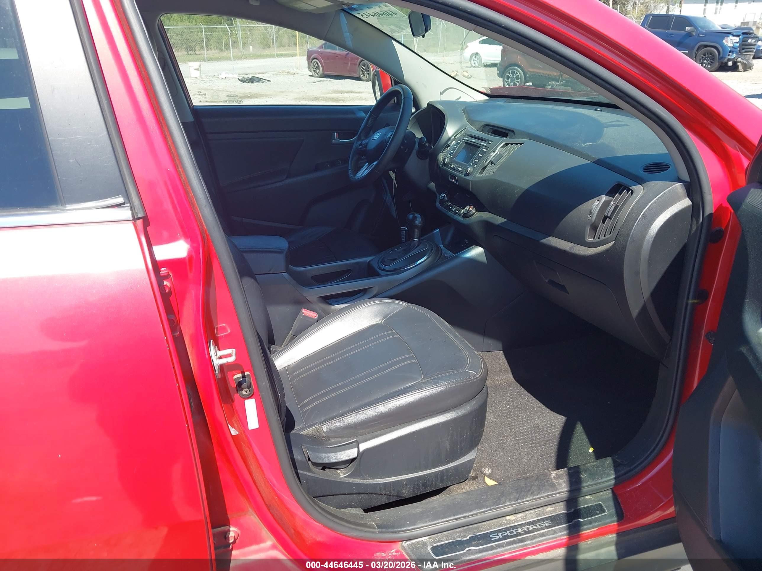 KIA SPORTAGE image 5