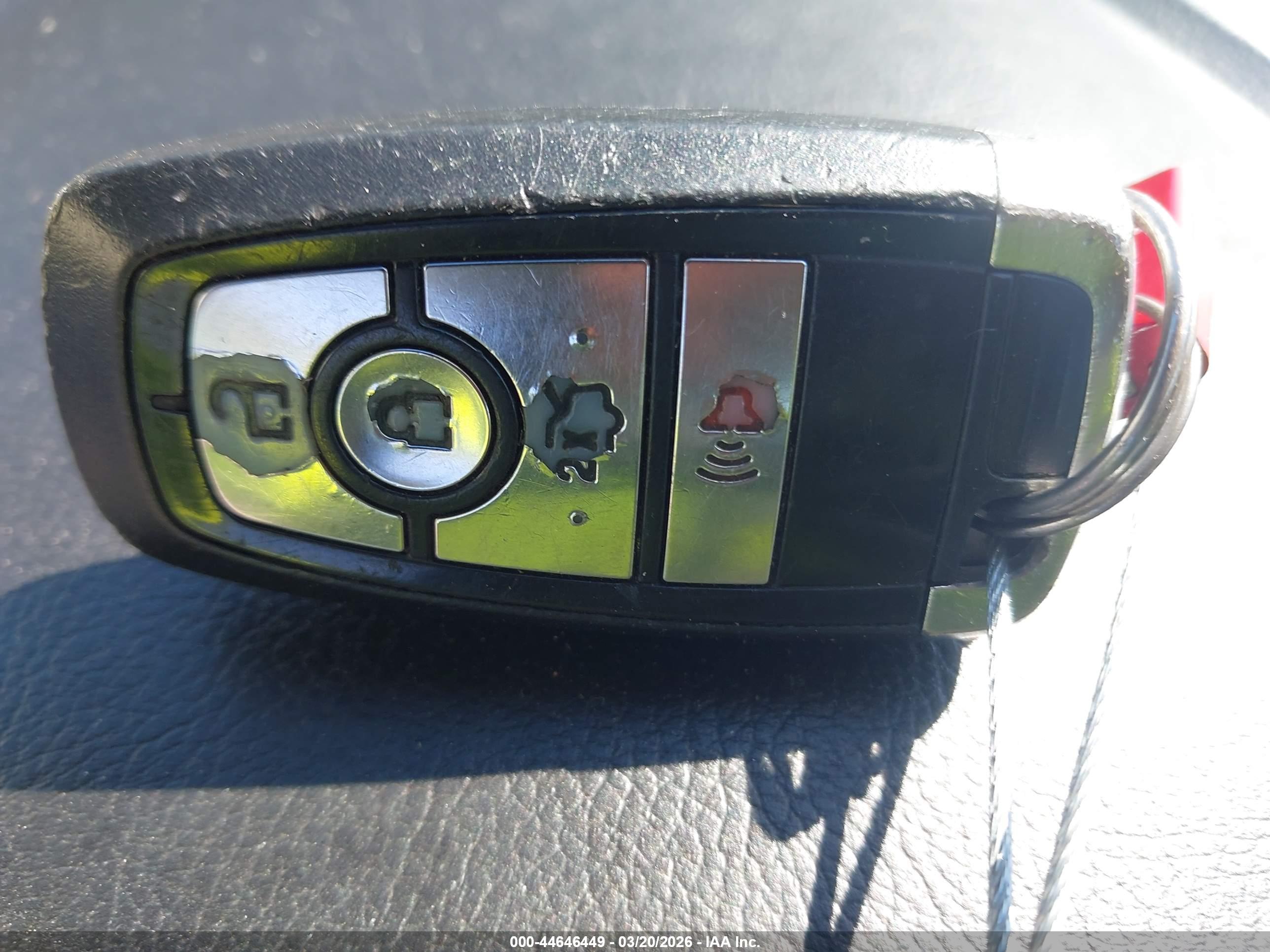 FORD FUSION image 11