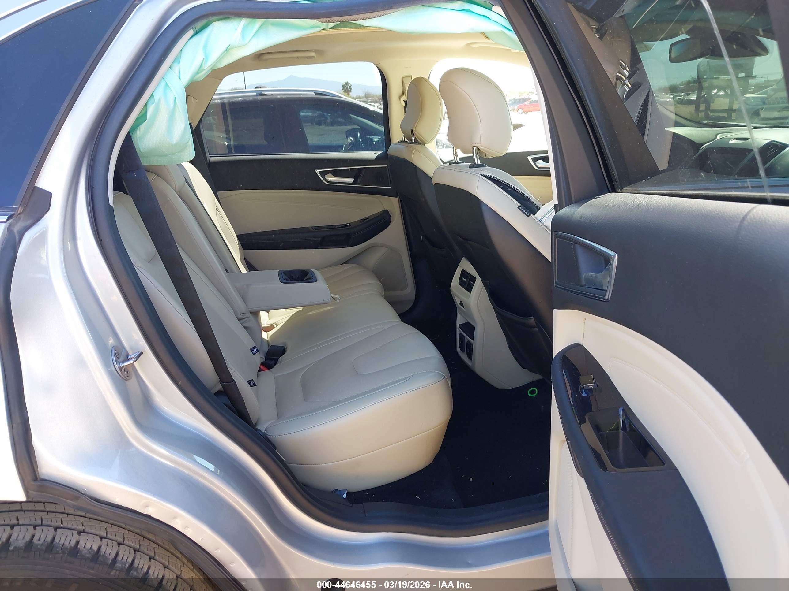 FORD EDGE image 8
