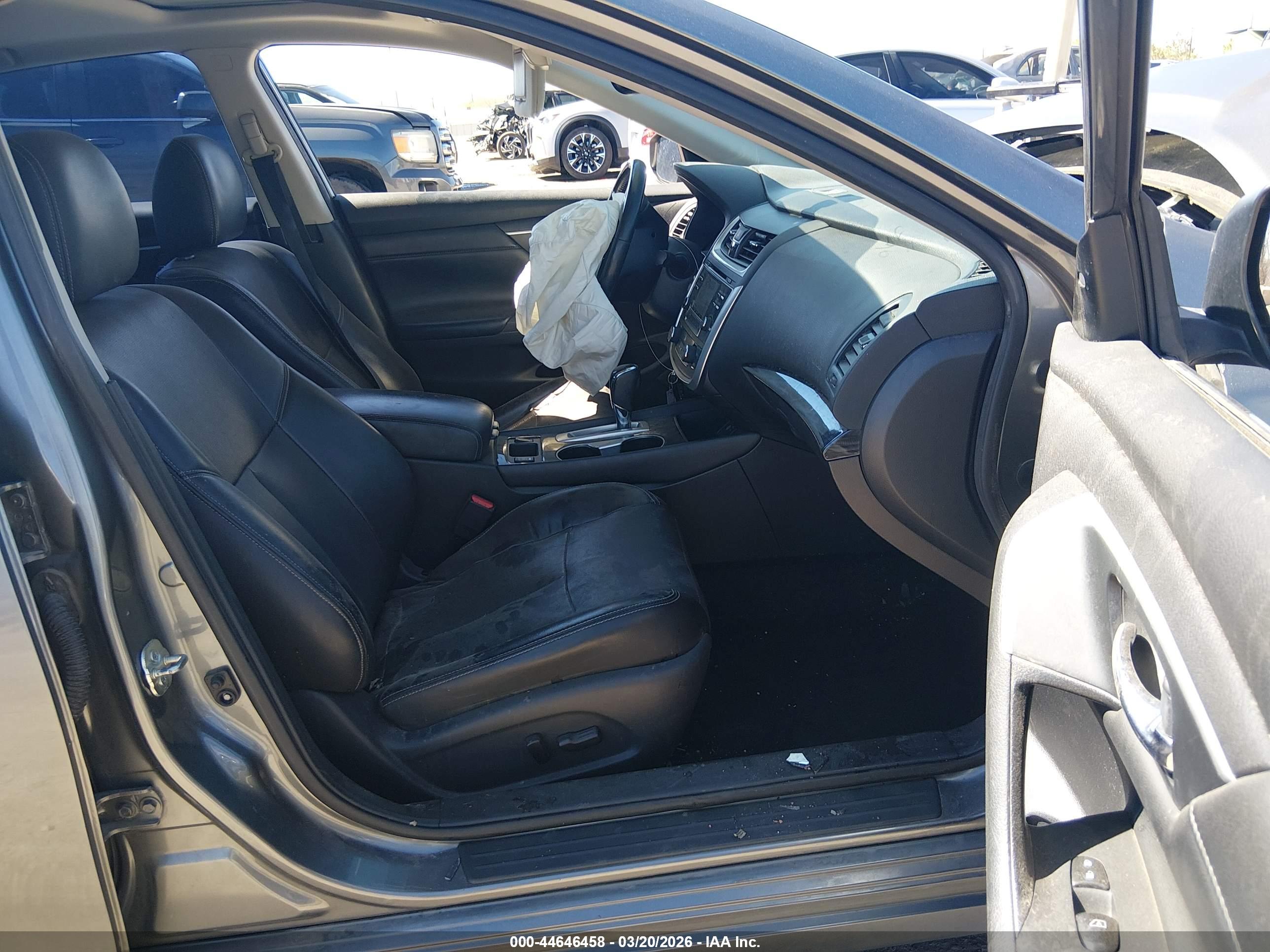 NISSAN ALTIMA image 5