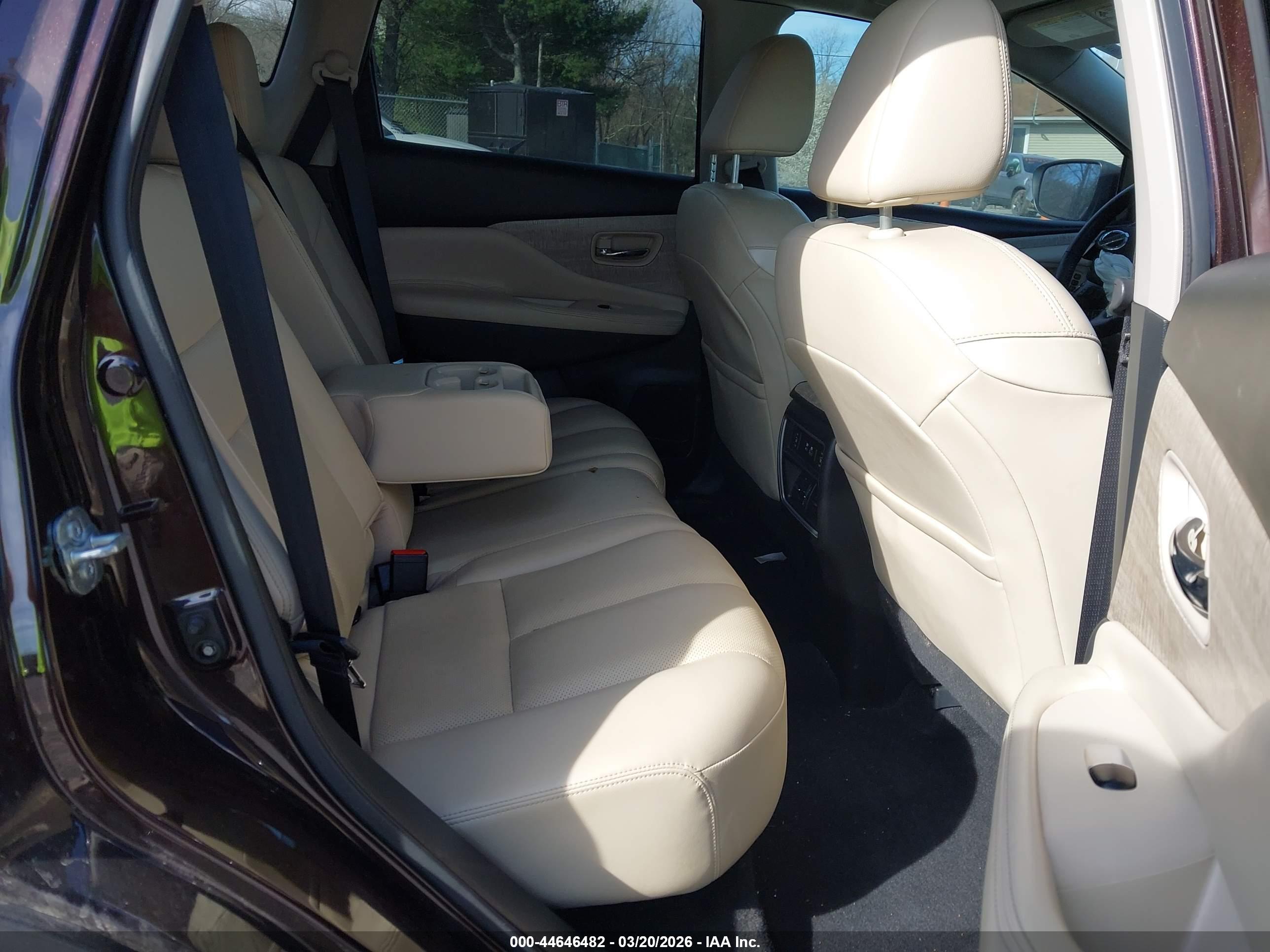 NISSAN MURANO image 8