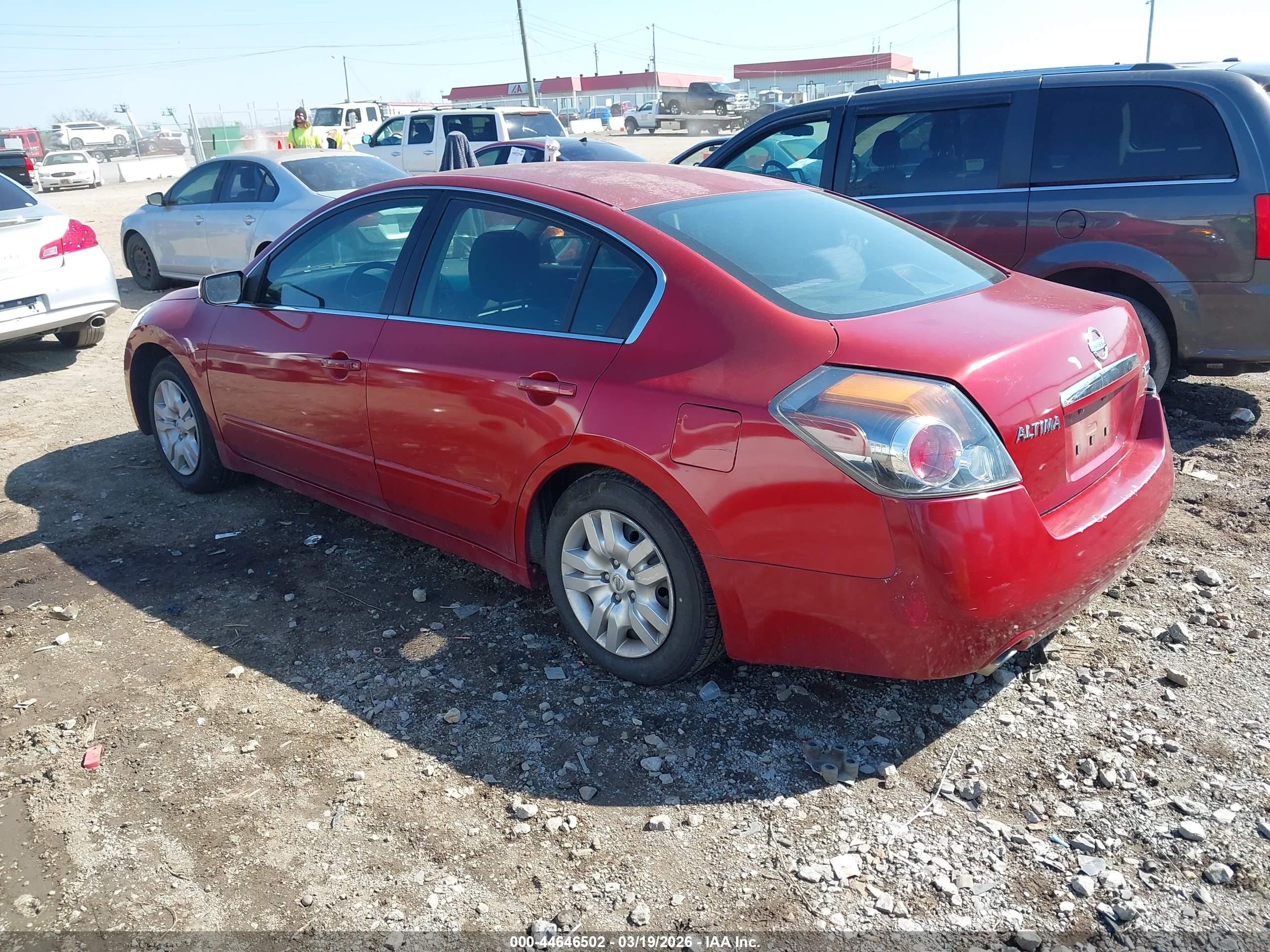NISSAN ALTIMA image 3