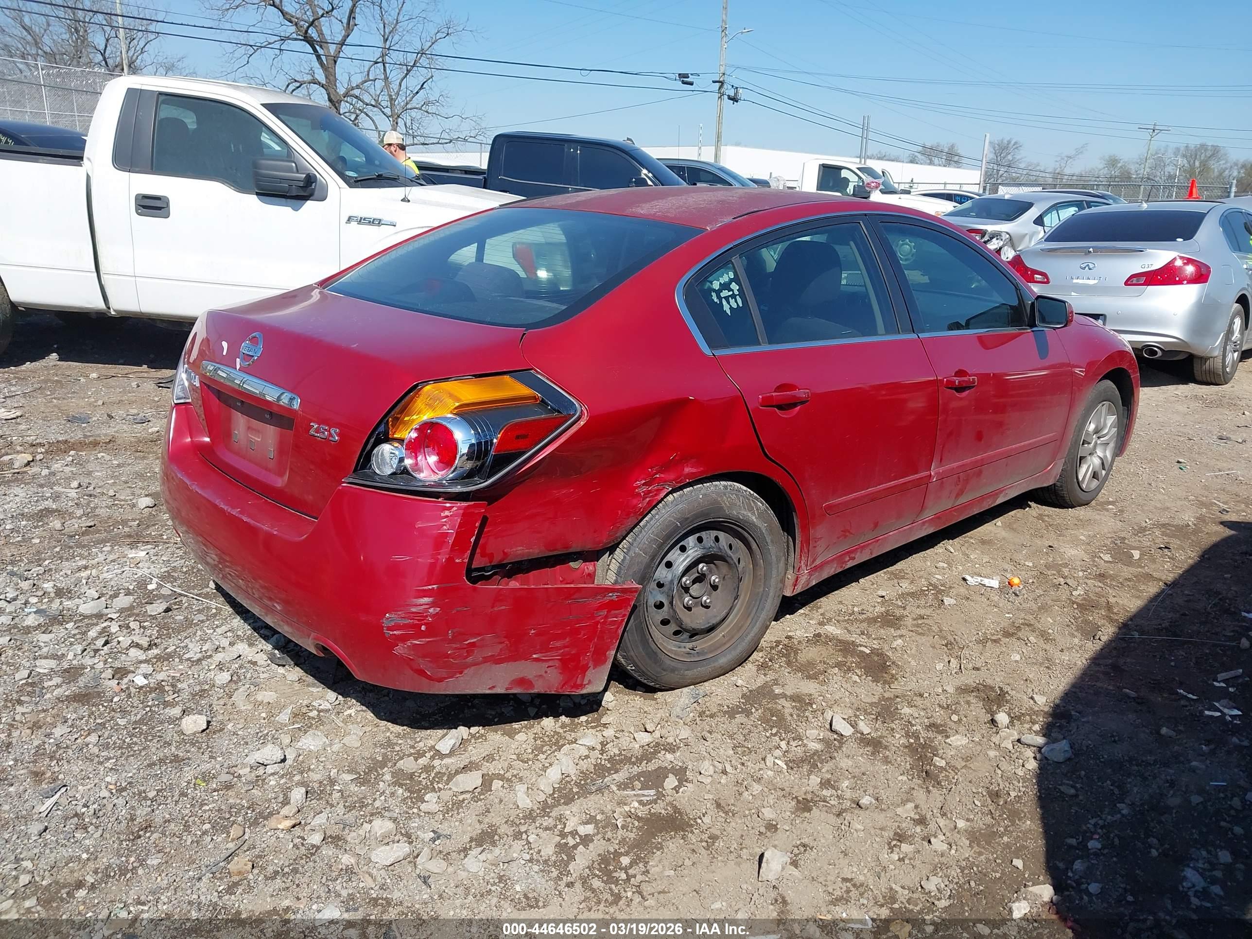 NISSAN ALTIMA image 4