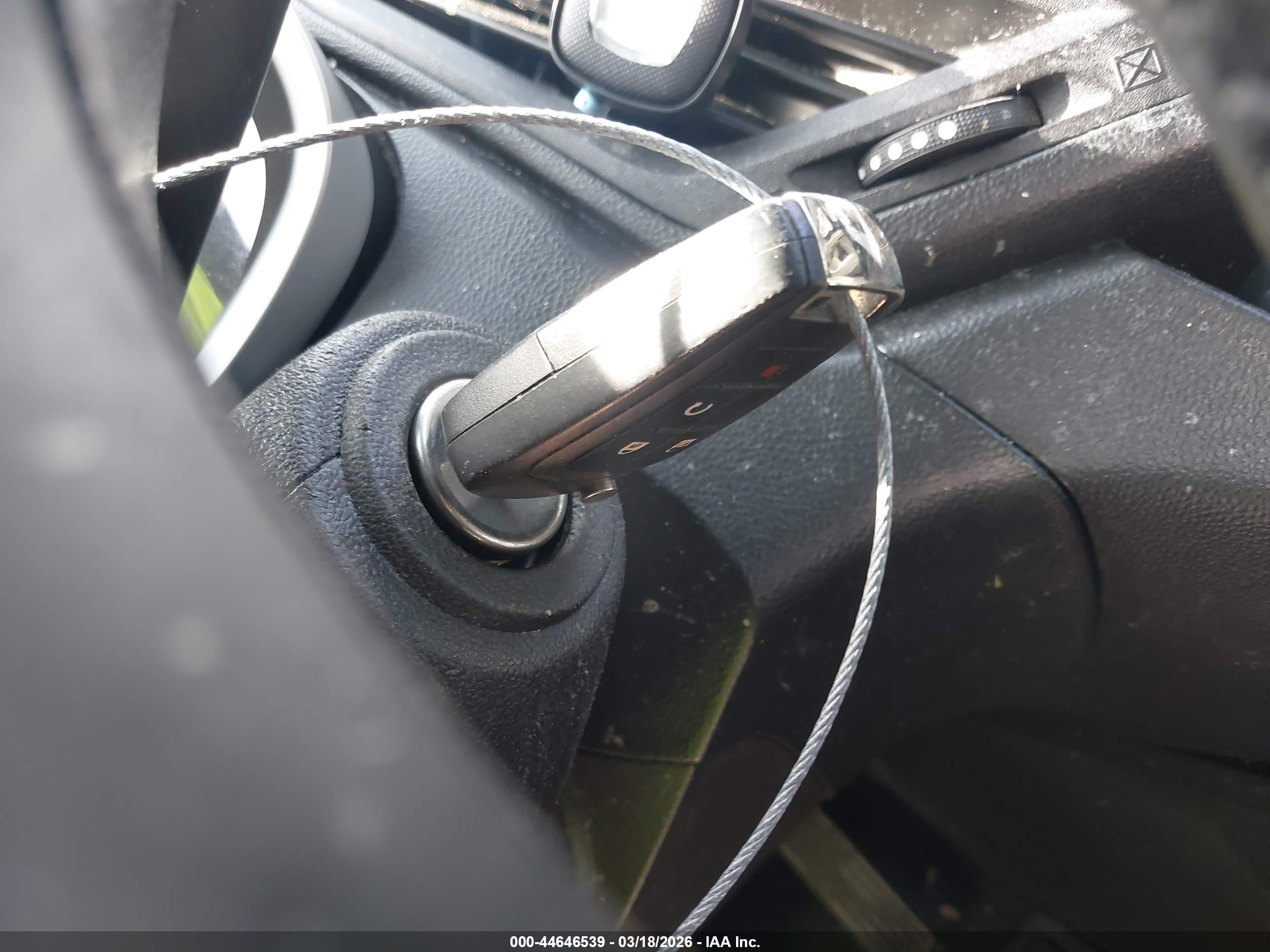 CHEVROLET EQUINOX image 11