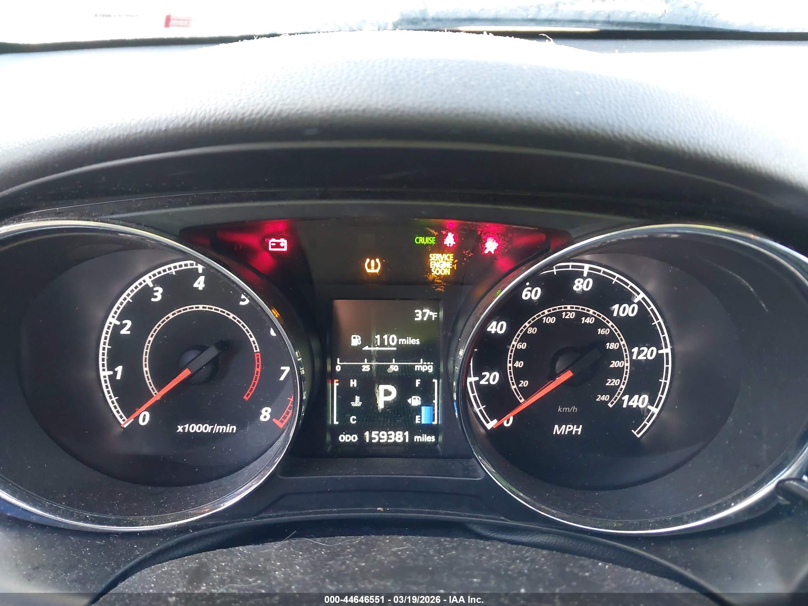 MITSUBISHI OUTLANDER image 7