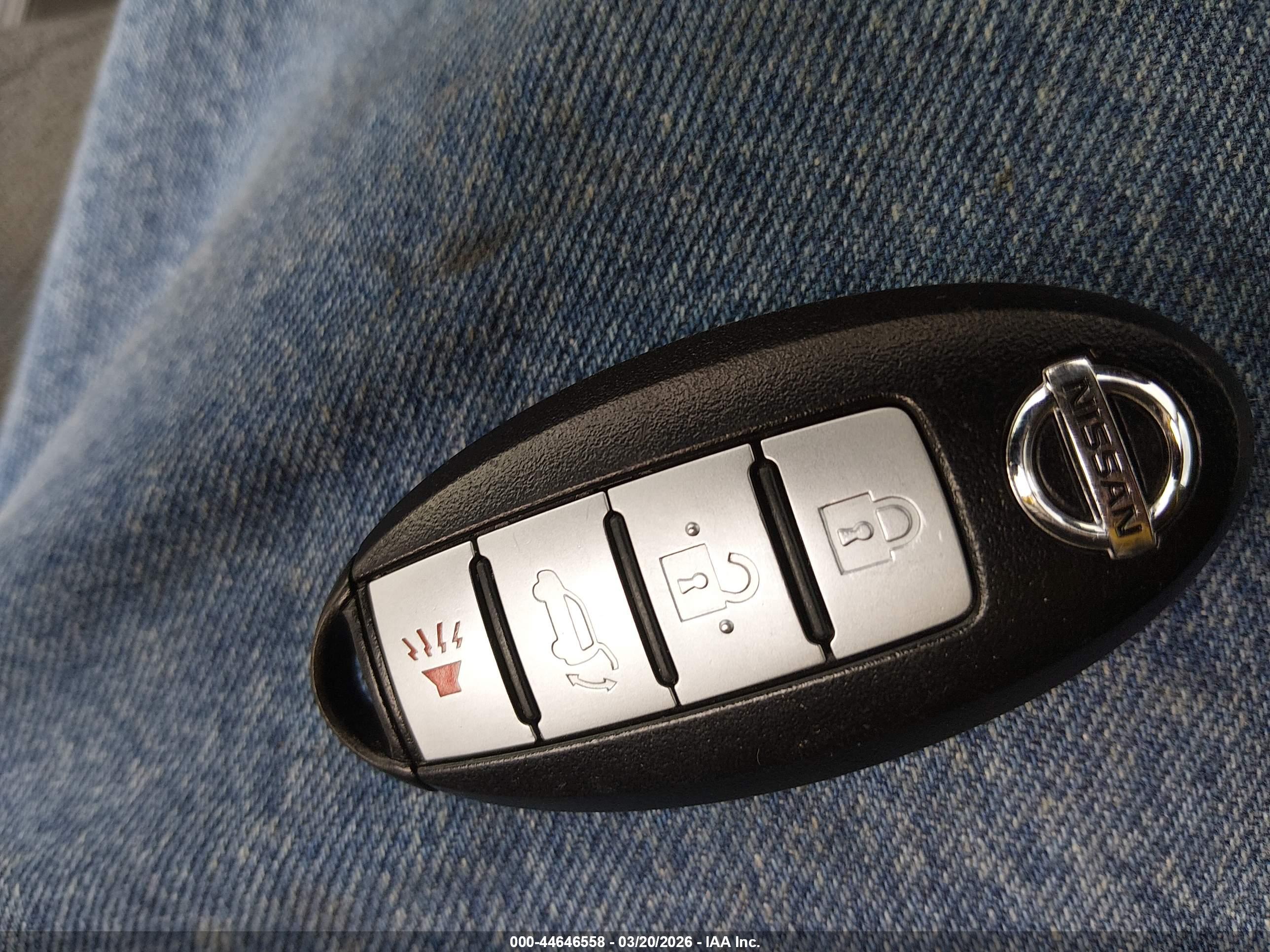 NISSAN MURANO image 11