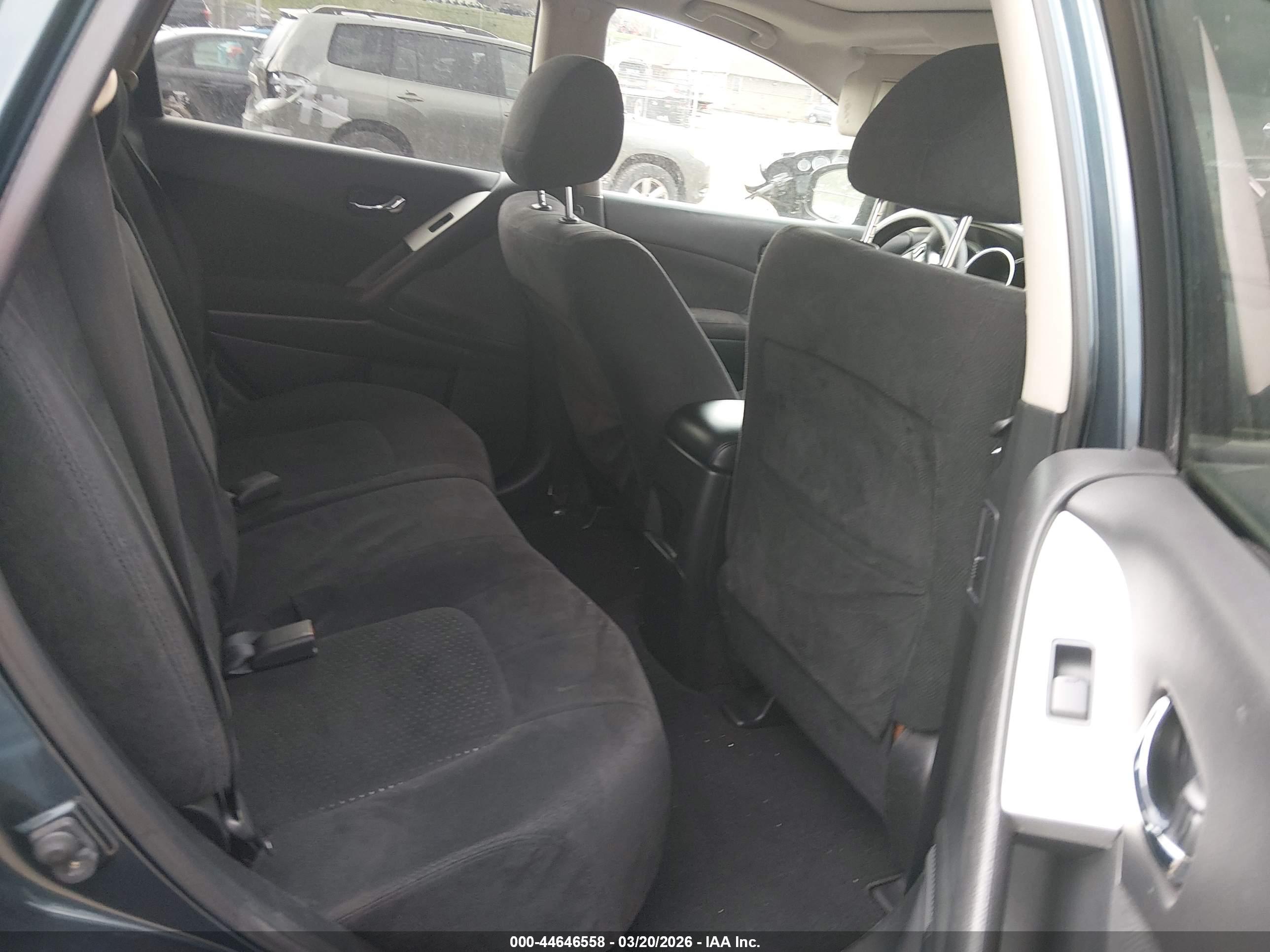 NISSAN MURANO image 8