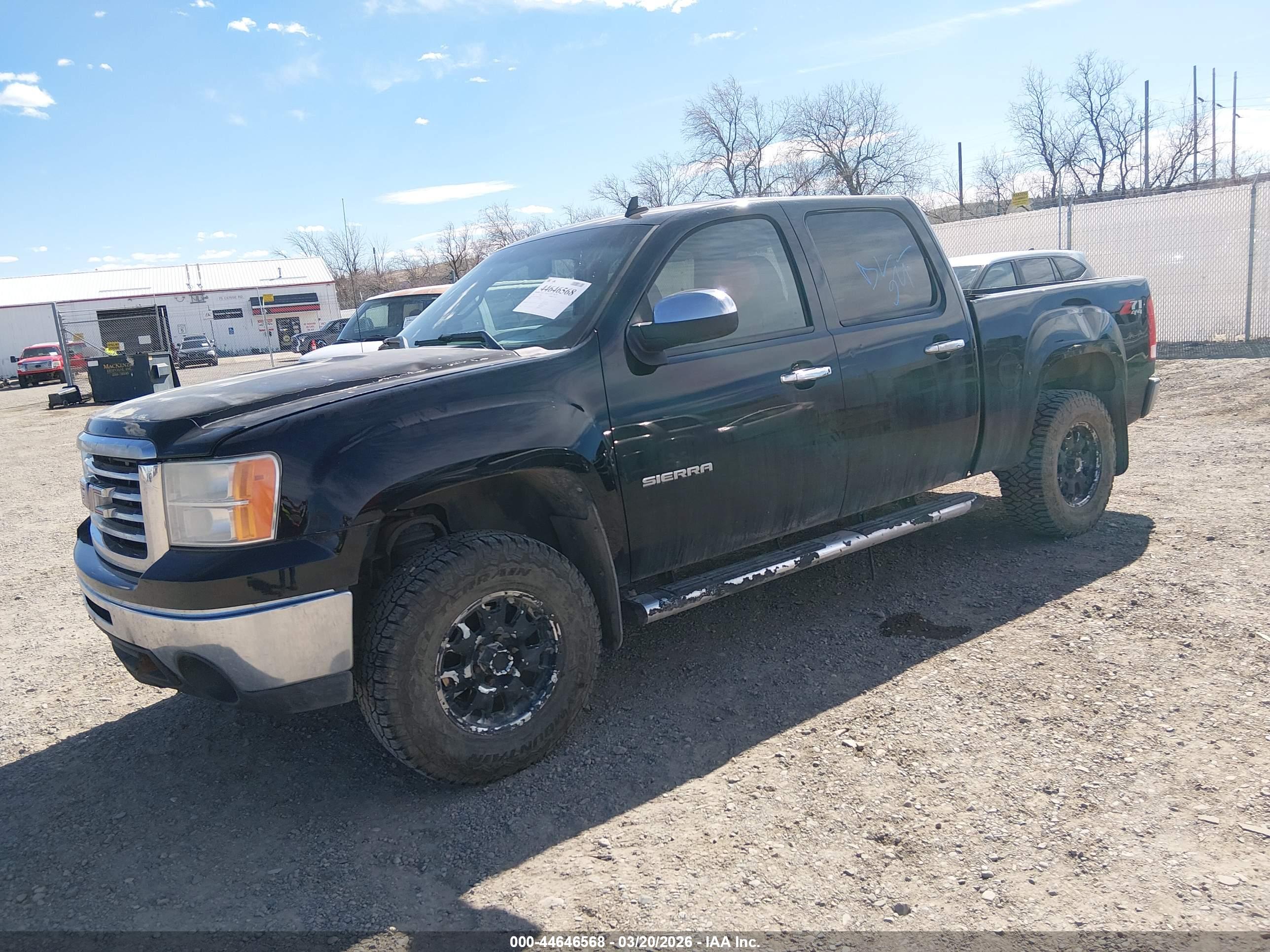 GMC SIERRA image 2