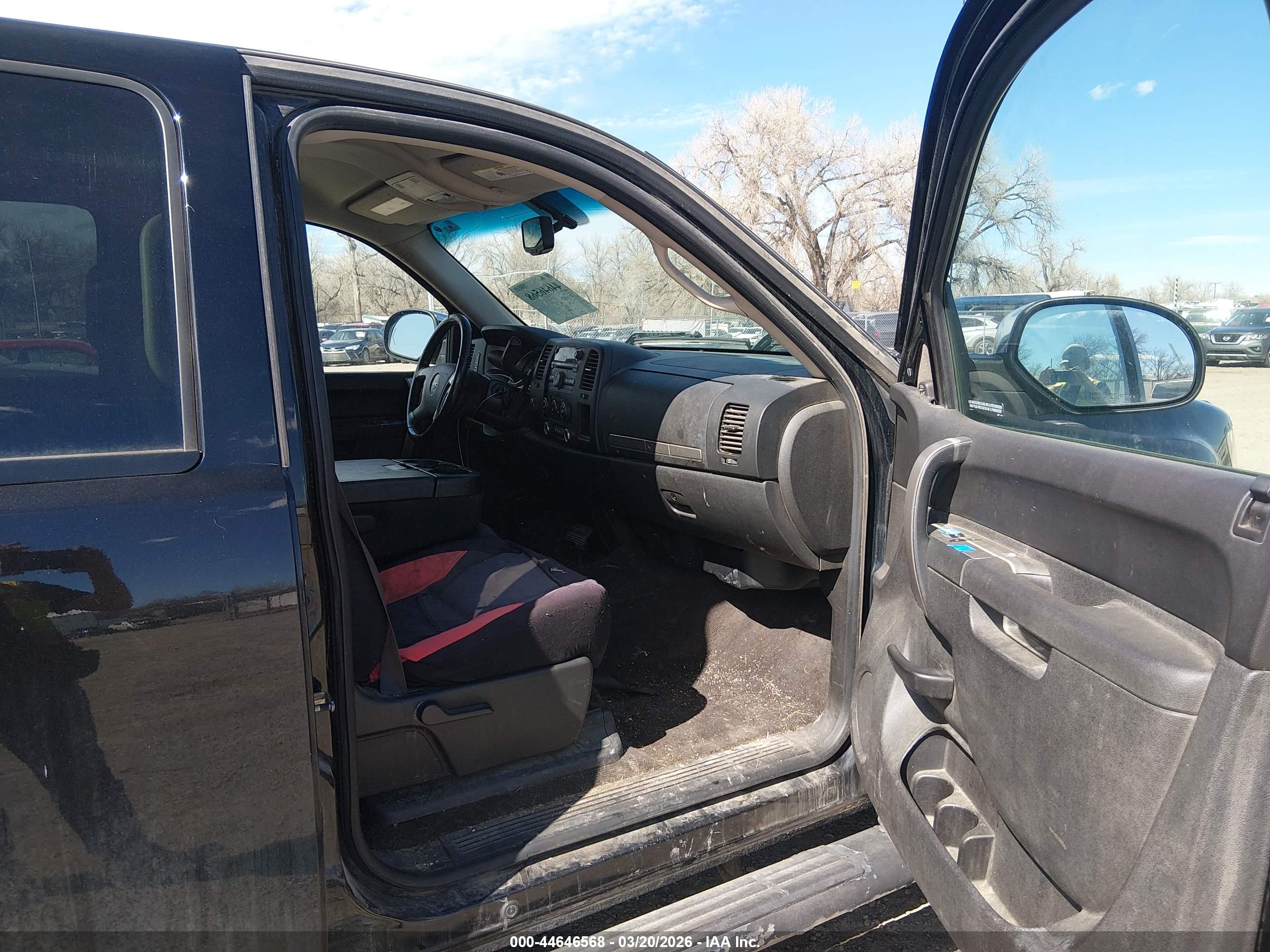 GMC SIERRA image 5