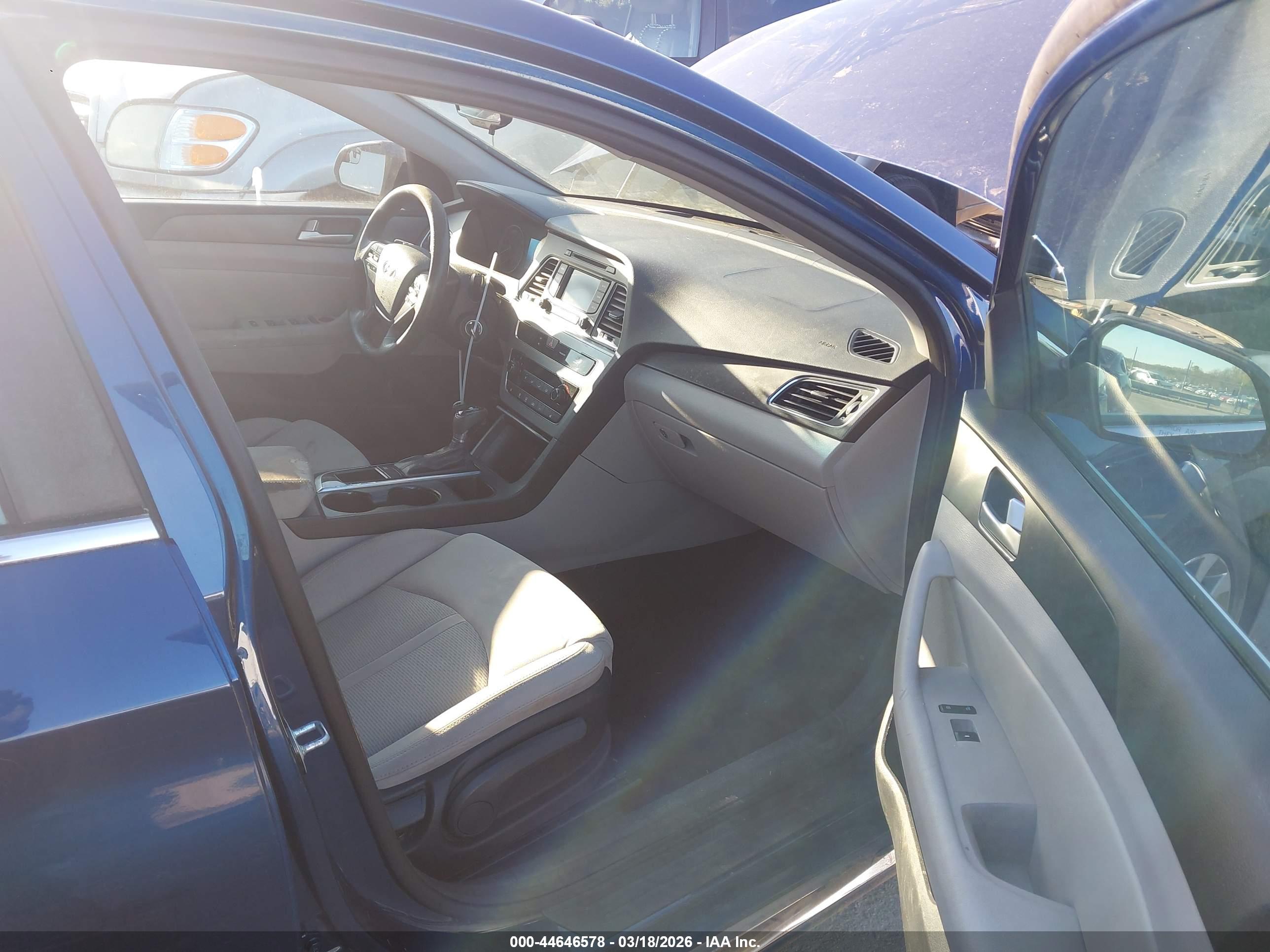HYUNDAI SONATA image 5