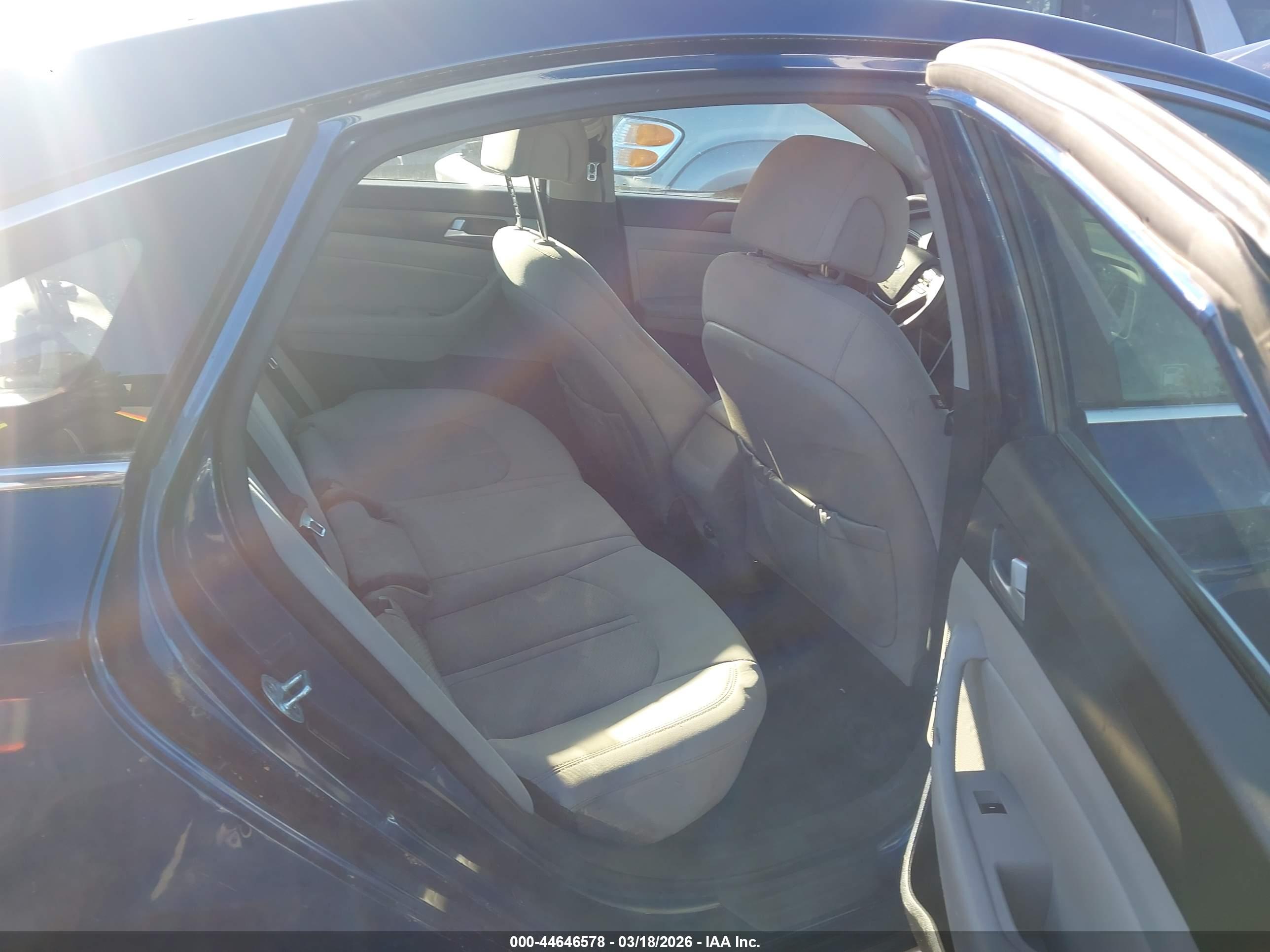 HYUNDAI SONATA image 8