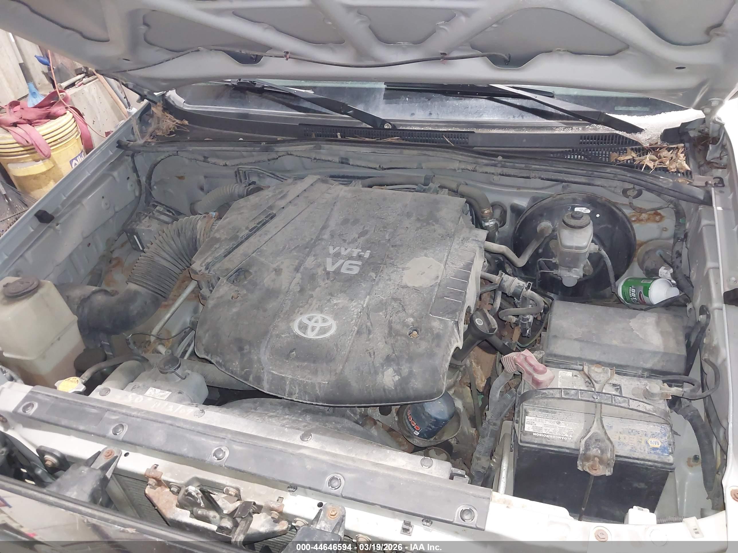 TOYOTA TACOMA image 10