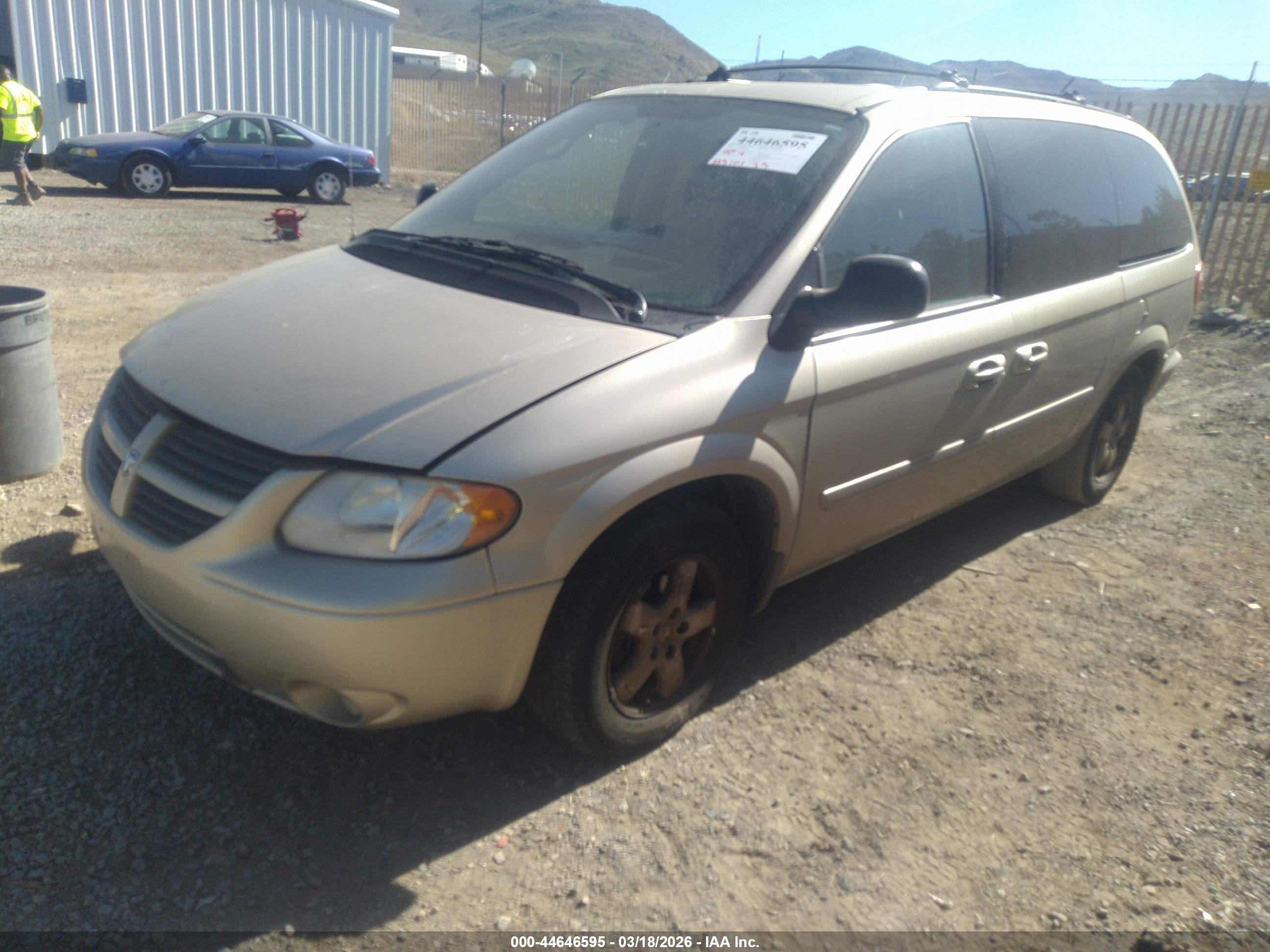 DODGE GRAND image 2
