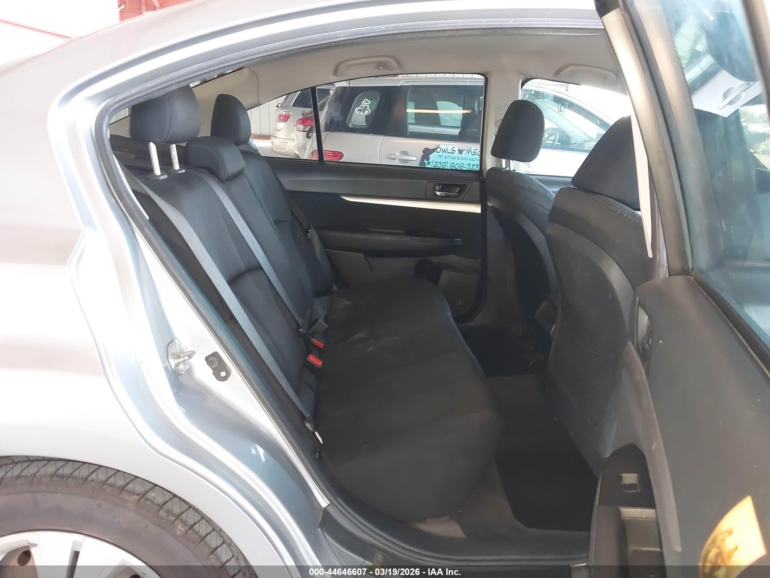 SUBARU LEGACY image 8