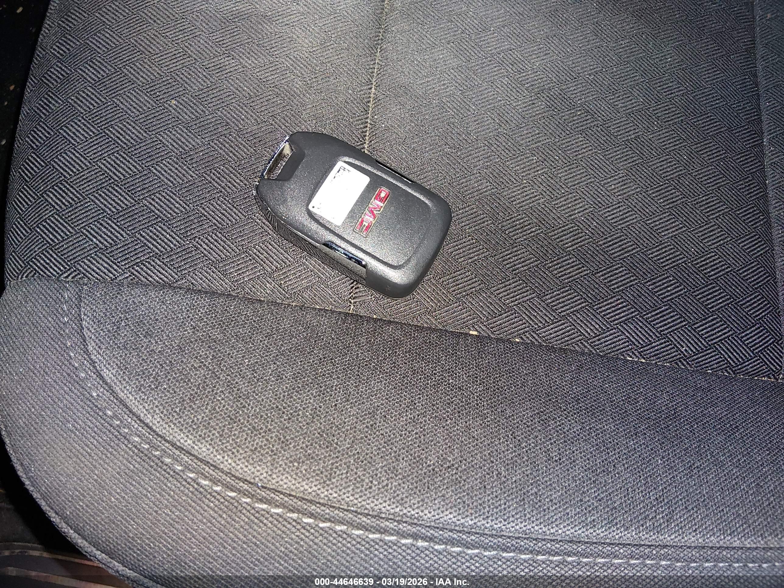 GMC SIERRA image 11