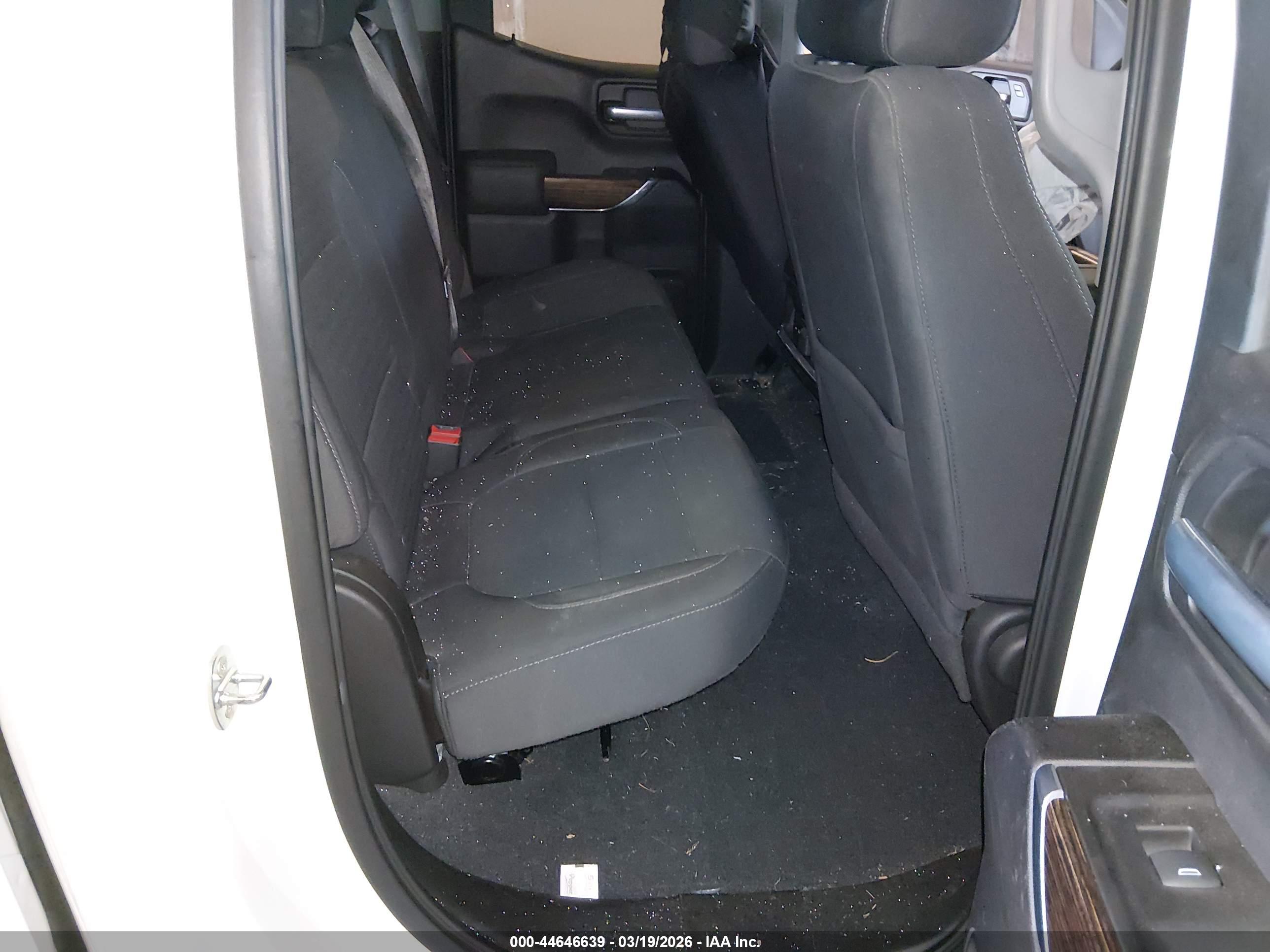 GMC SIERRA image 8