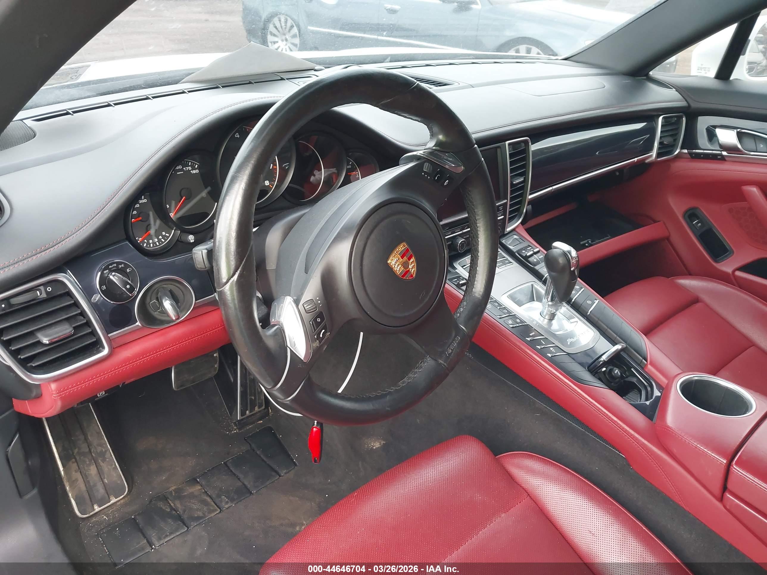 PORSCHE PANAMERA image 5
