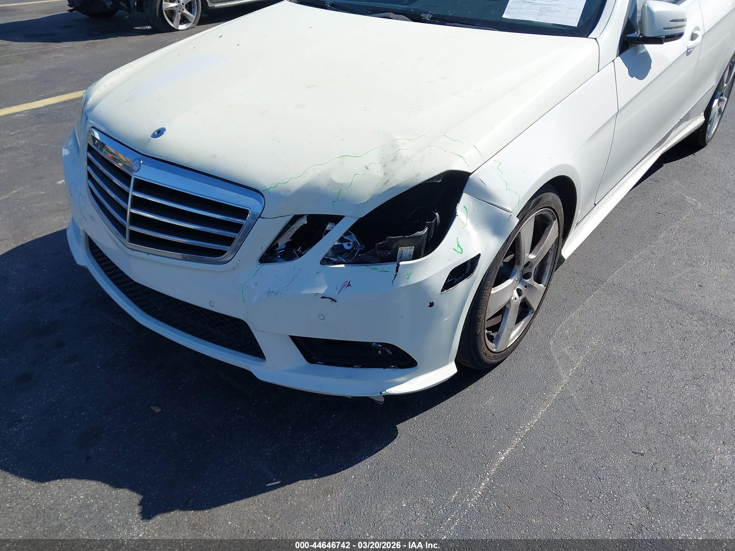 MERCEDES-BENZ E image 6