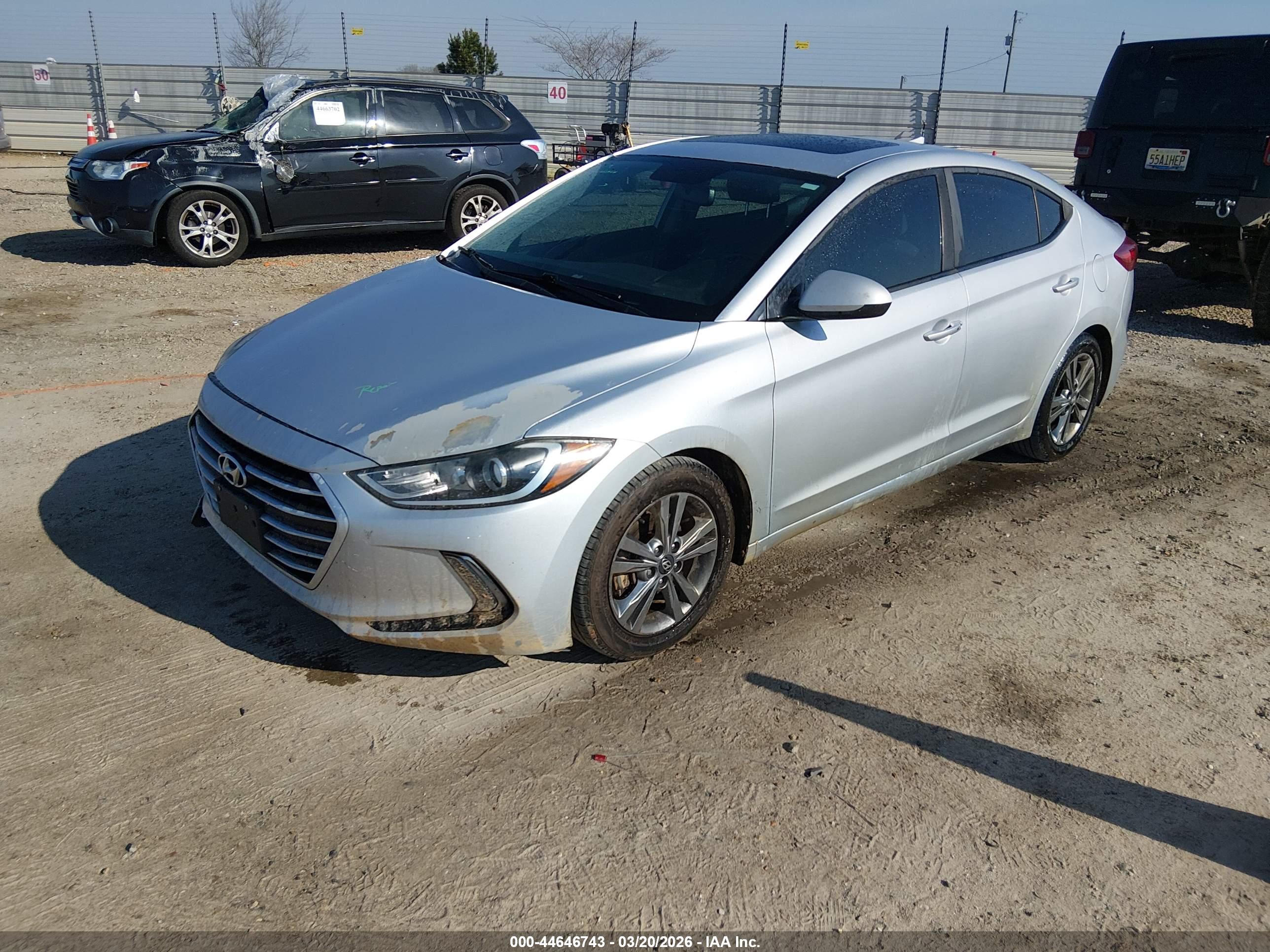 HYUNDAI ELANTRA image 2