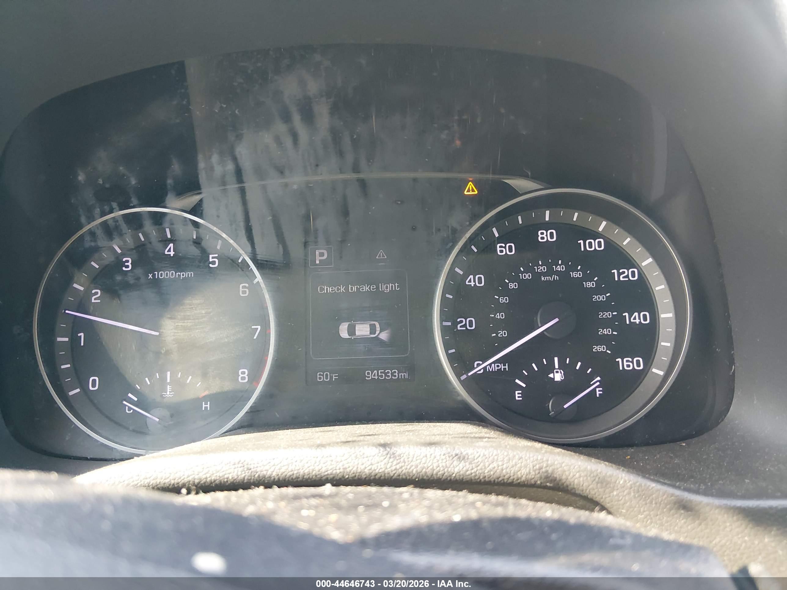 HYUNDAI ELANTRA image 7