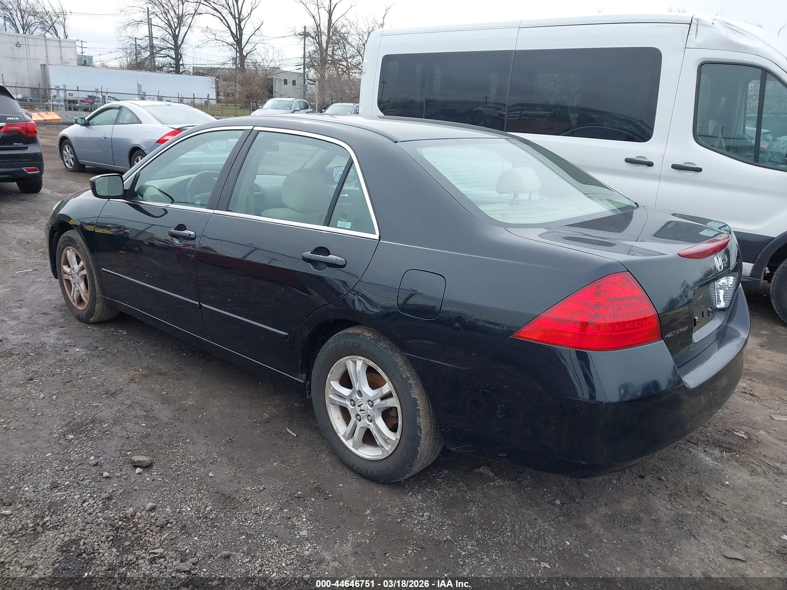 HONDA ACCORD image 3
